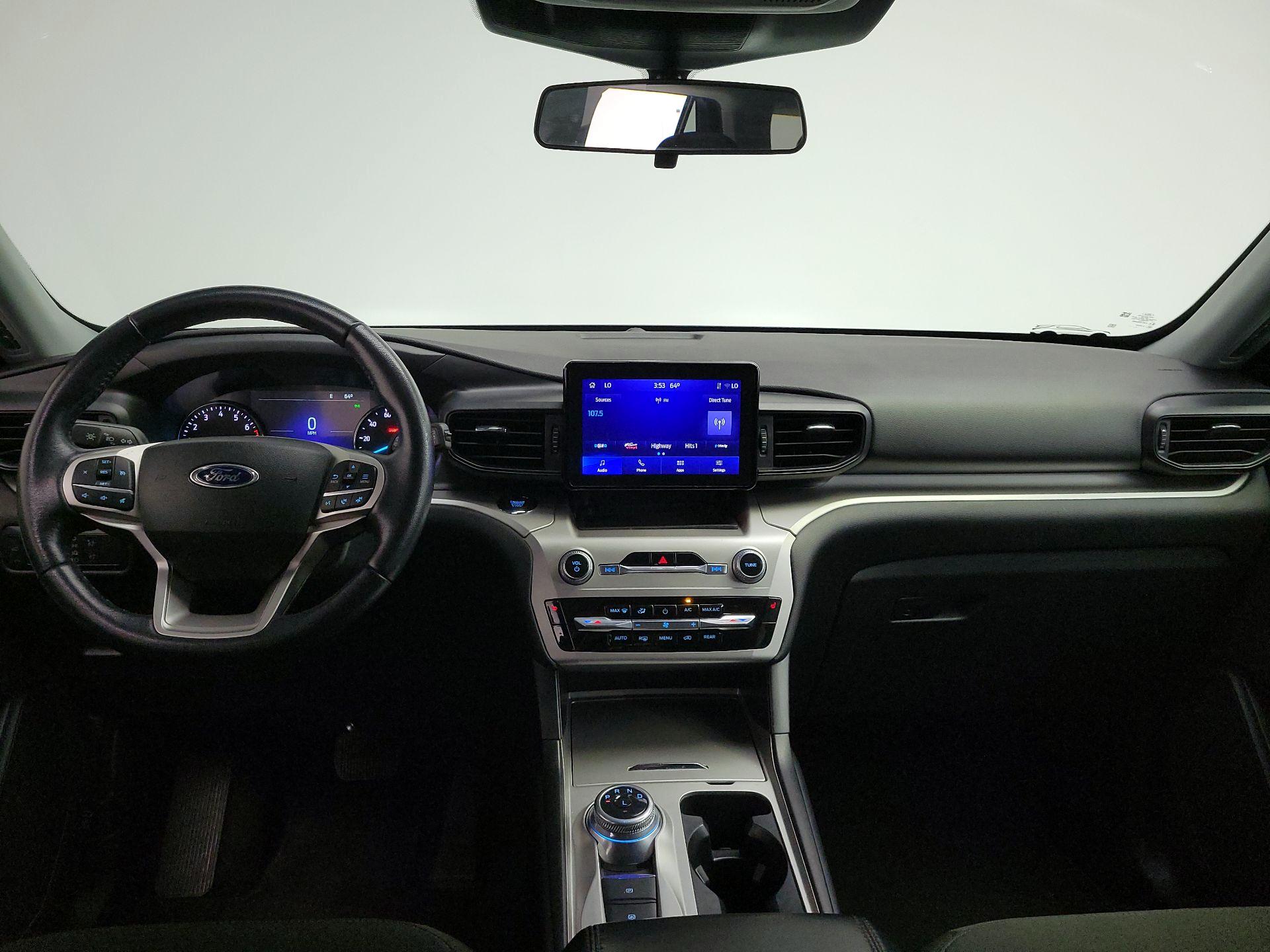 Thumbnail: 2022 Ford Explorer - 9