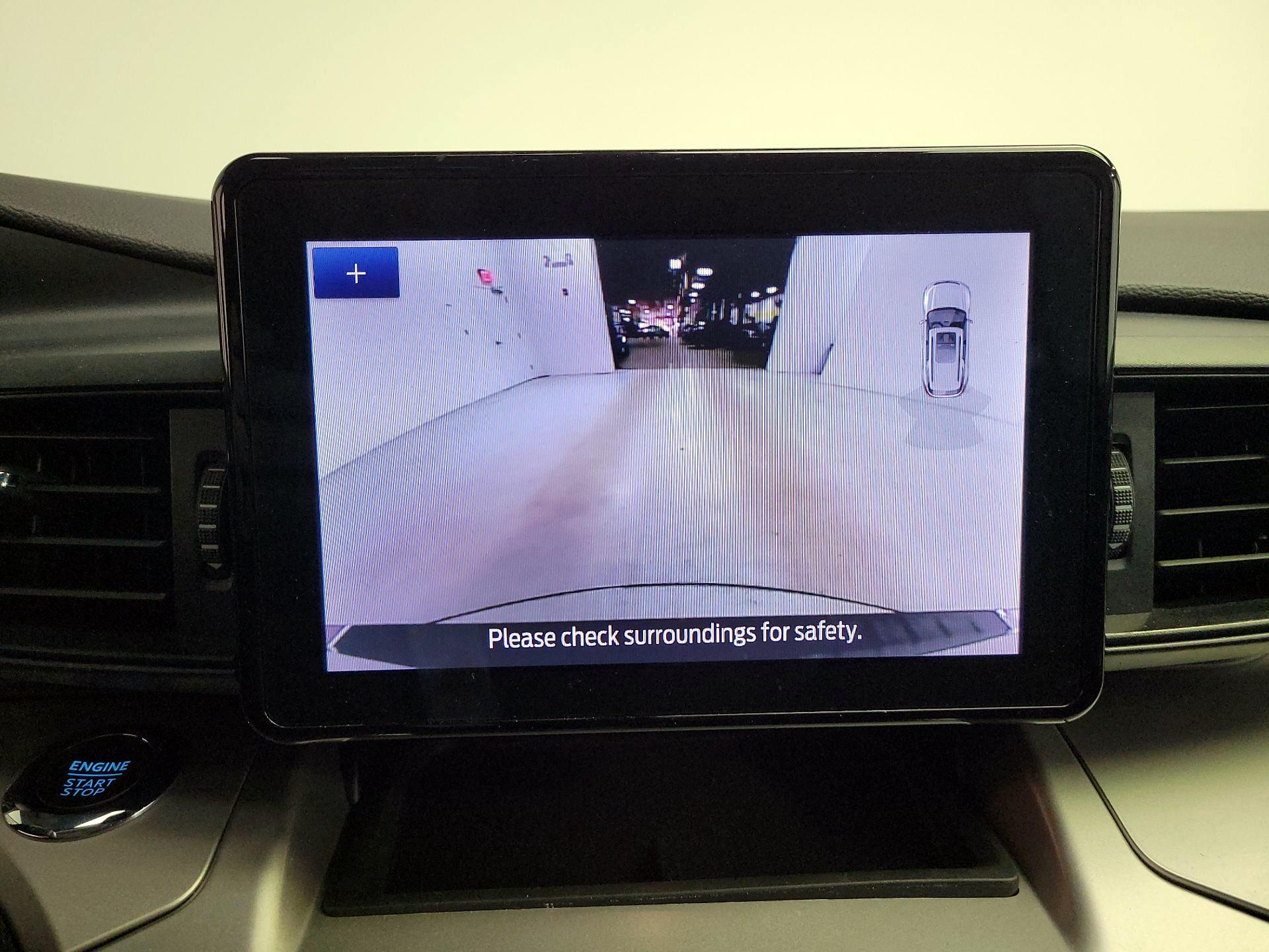 Thumbnail: 2022 Ford Explorer - 14