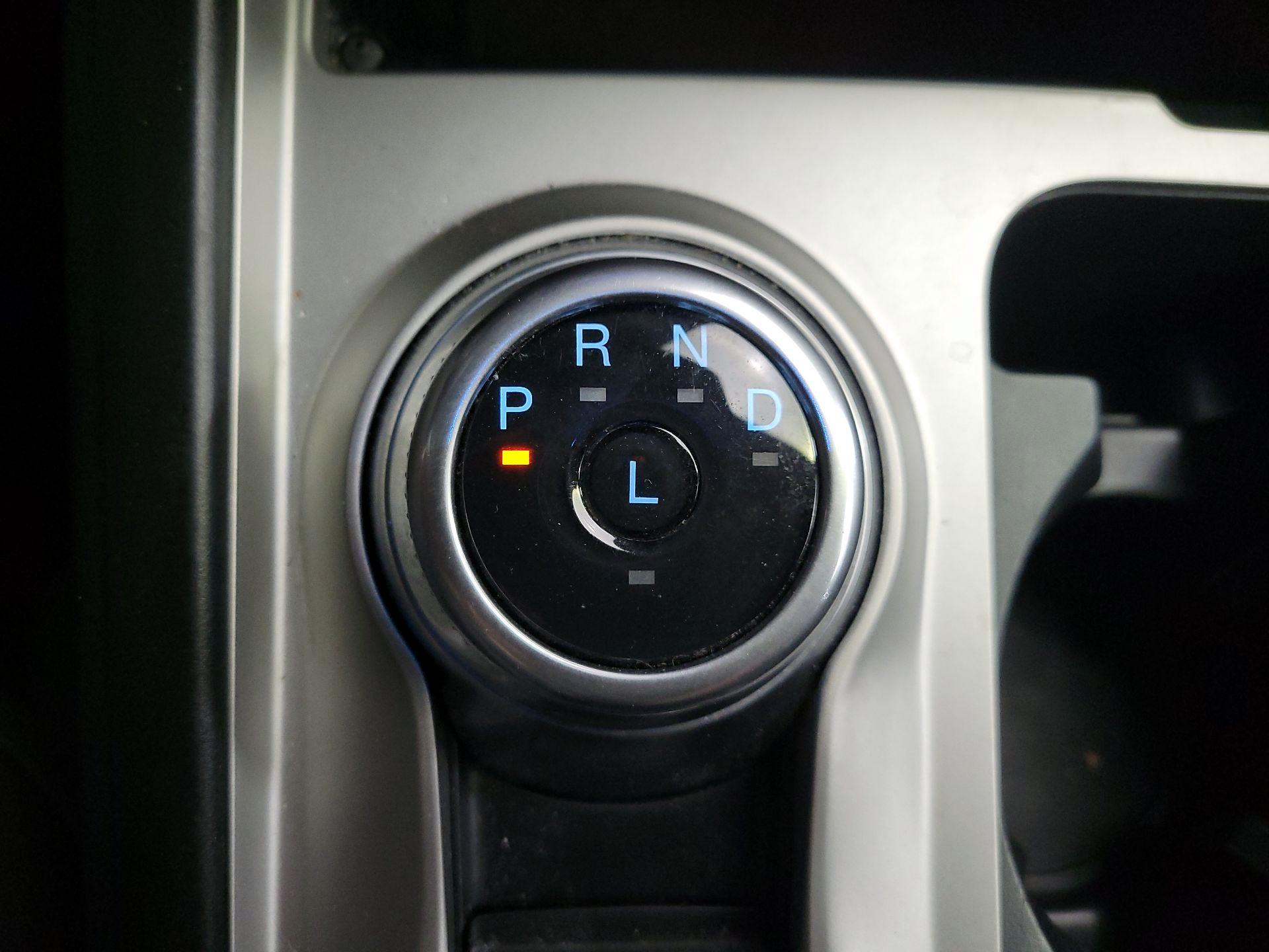 Thumbnail: 2022 Ford Explorer - 17