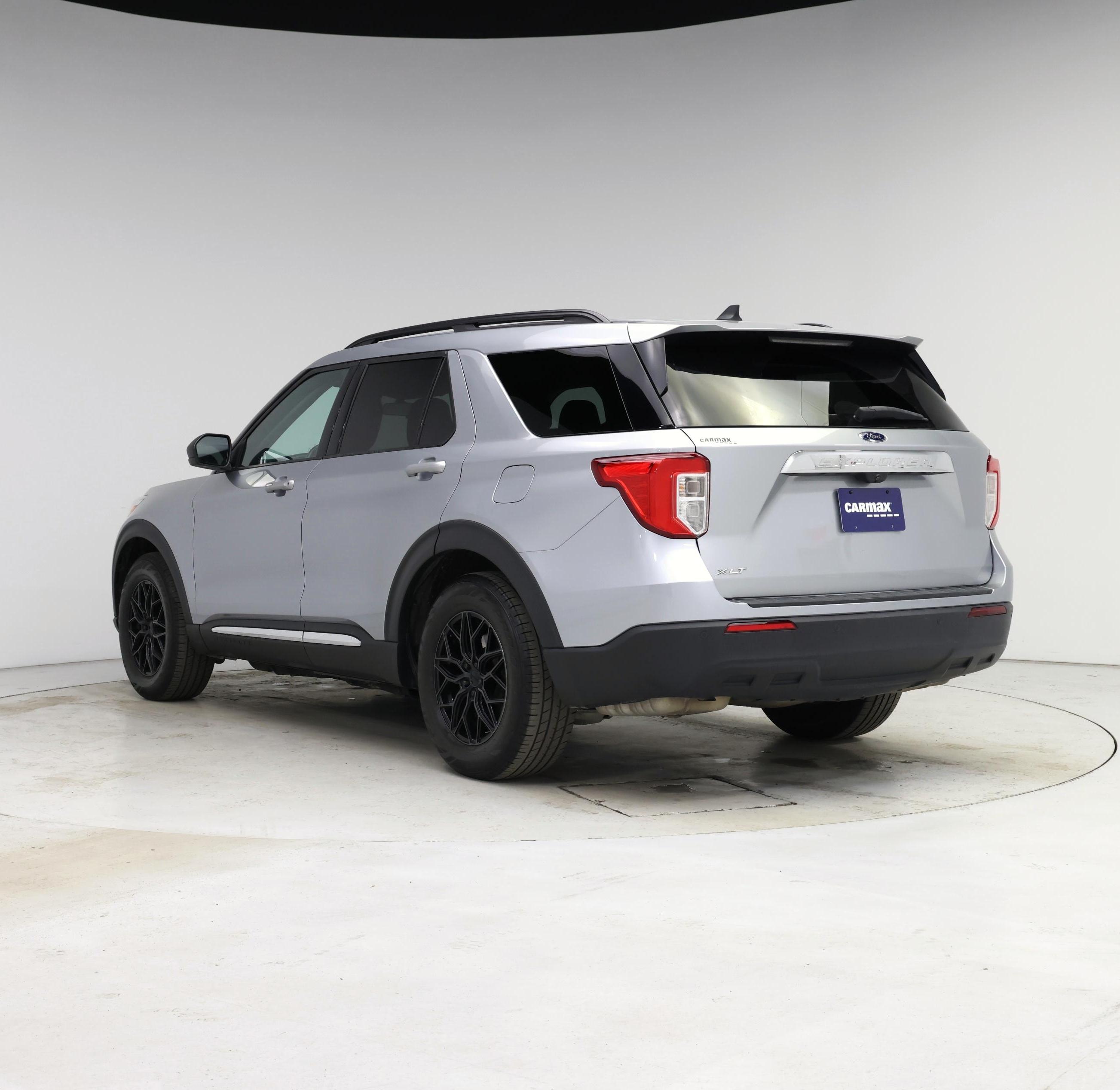 Thumbnail: 2022 Ford Explorer - 2