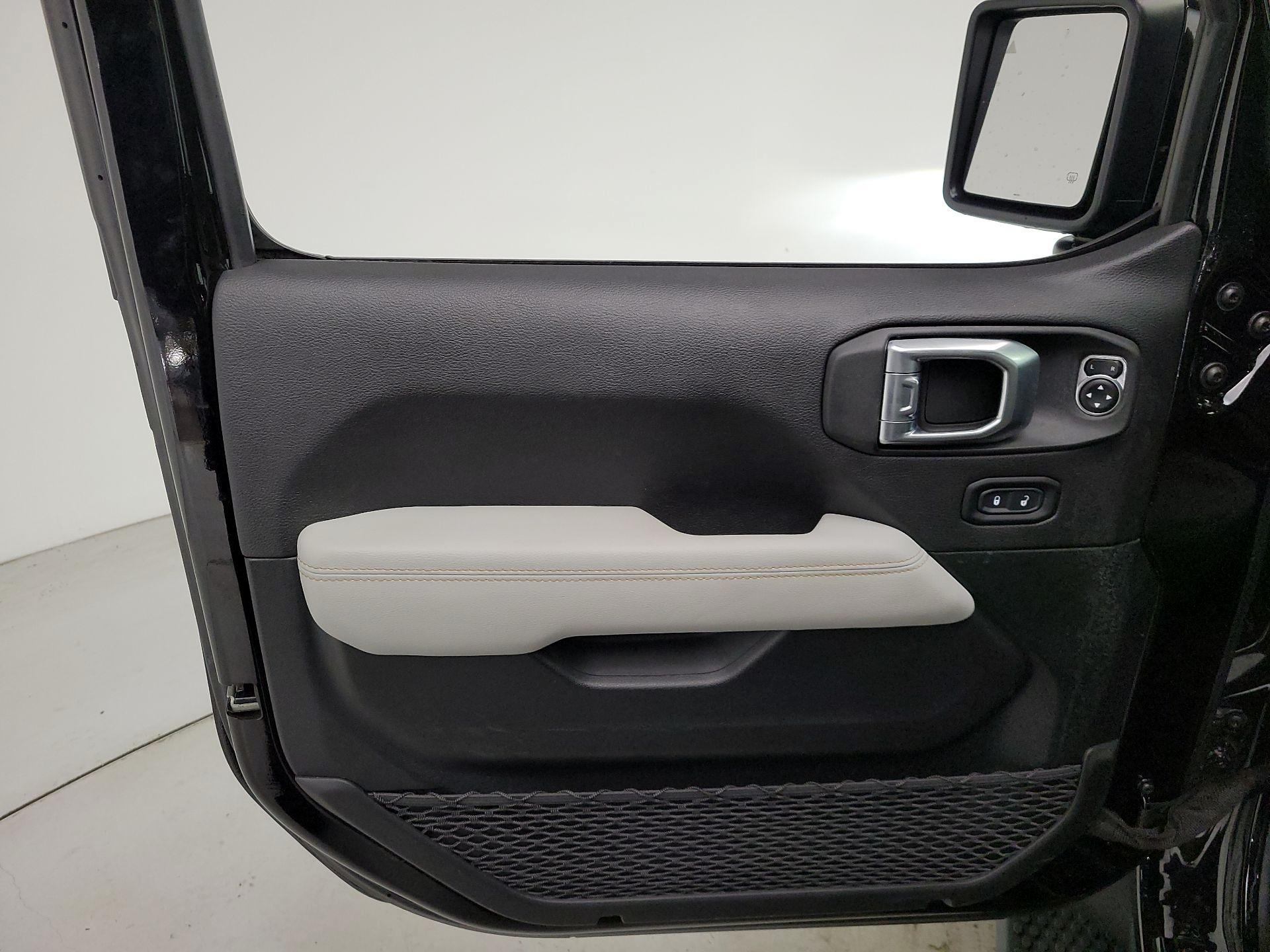 Thumbnail: 2023 Jeep Wrangler - 12