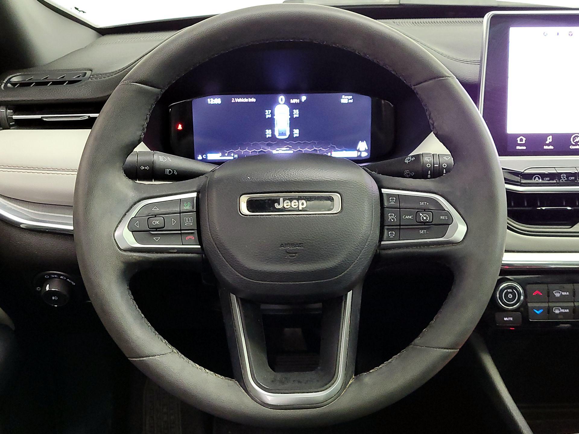 Thumbnail: 2023 Jeep Compass - 10