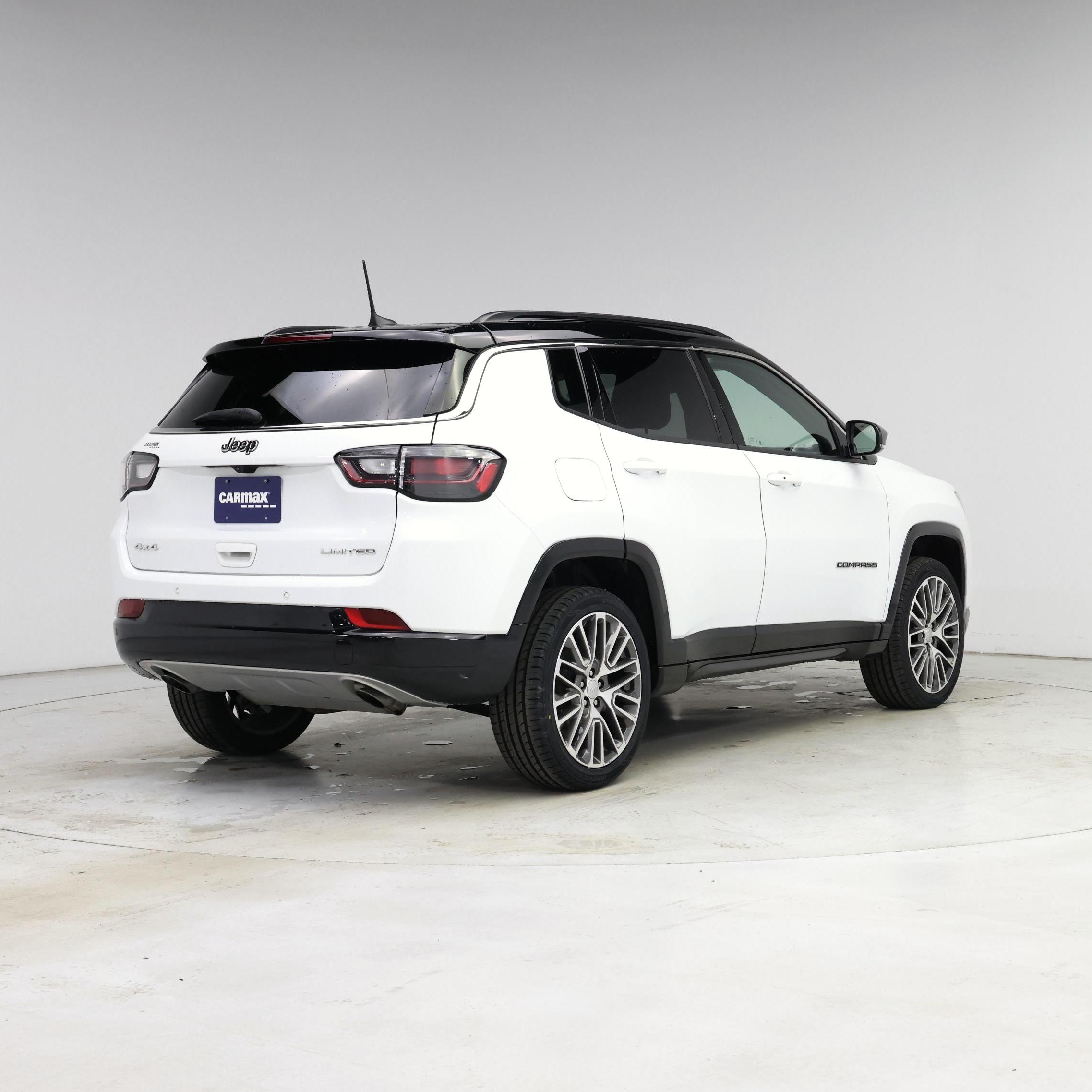 Thumbnail: 2023 Jeep Compass - 8