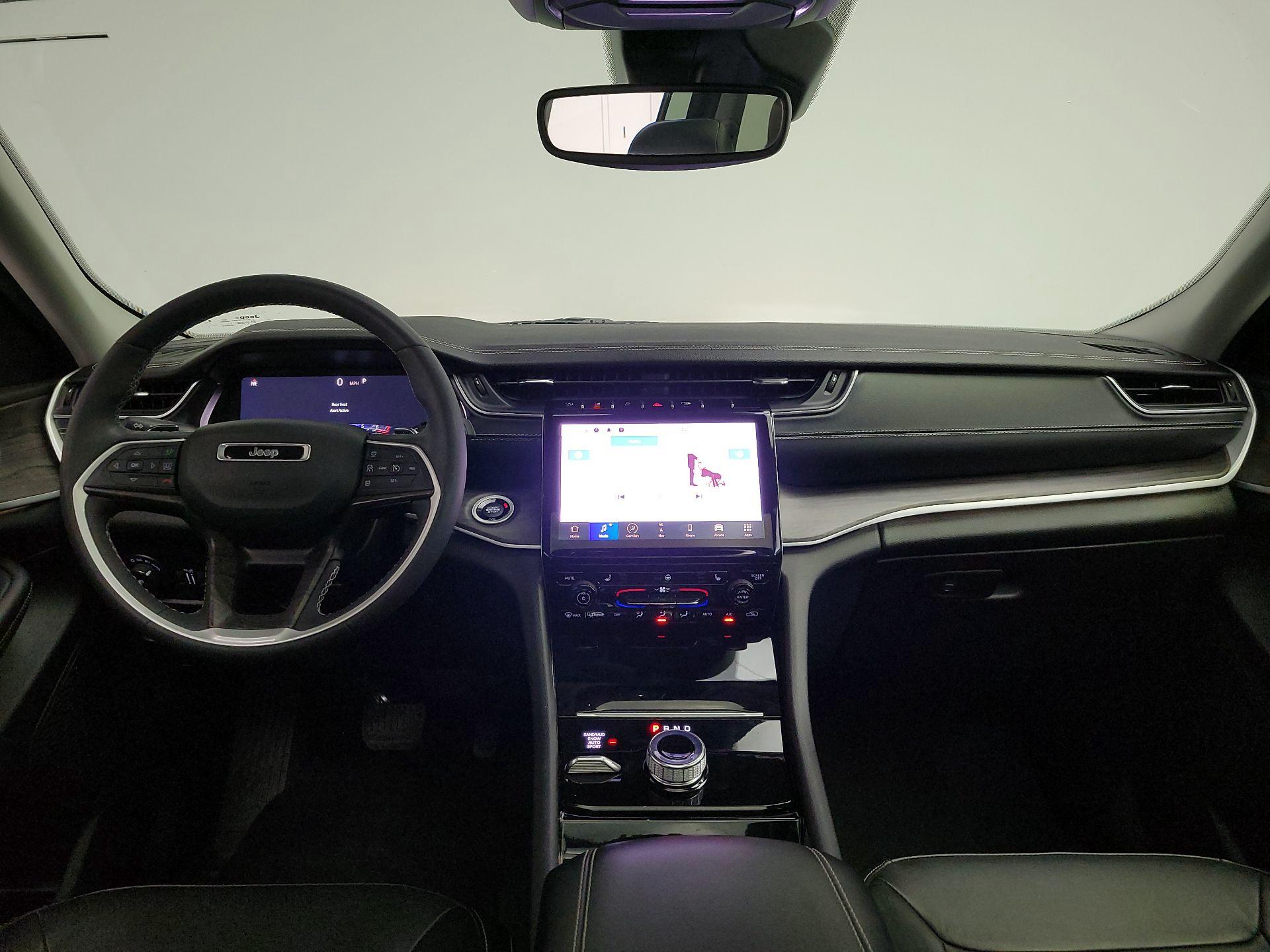 Thumbnail: 2023 Jeep Grand Cherokee L - 9