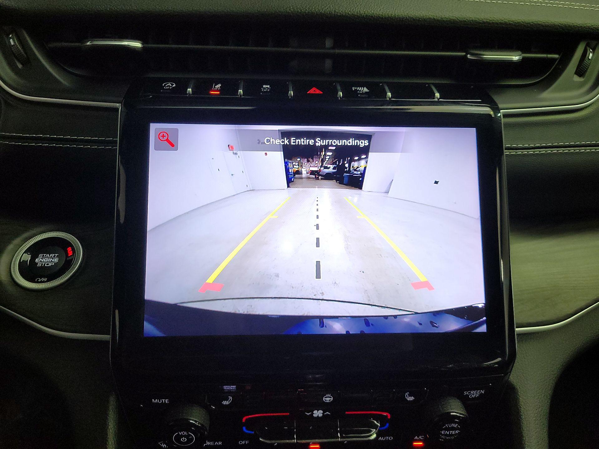 Thumbnail: 2023 Jeep Grand Cherokee L - 15