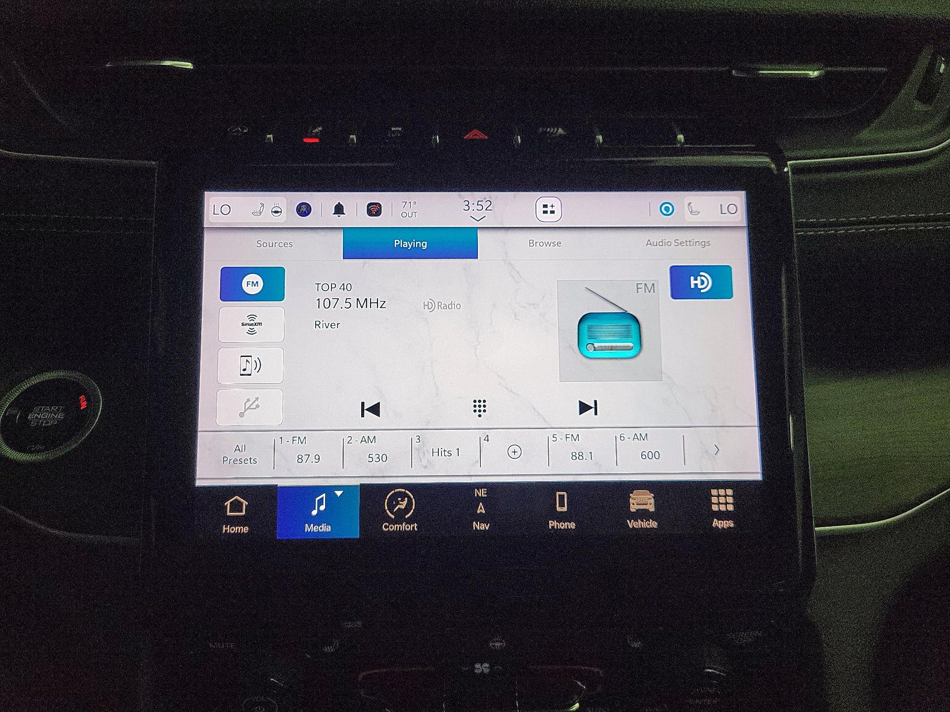 Thumbnail: 2023 Jeep Grand Cherokee L - 16