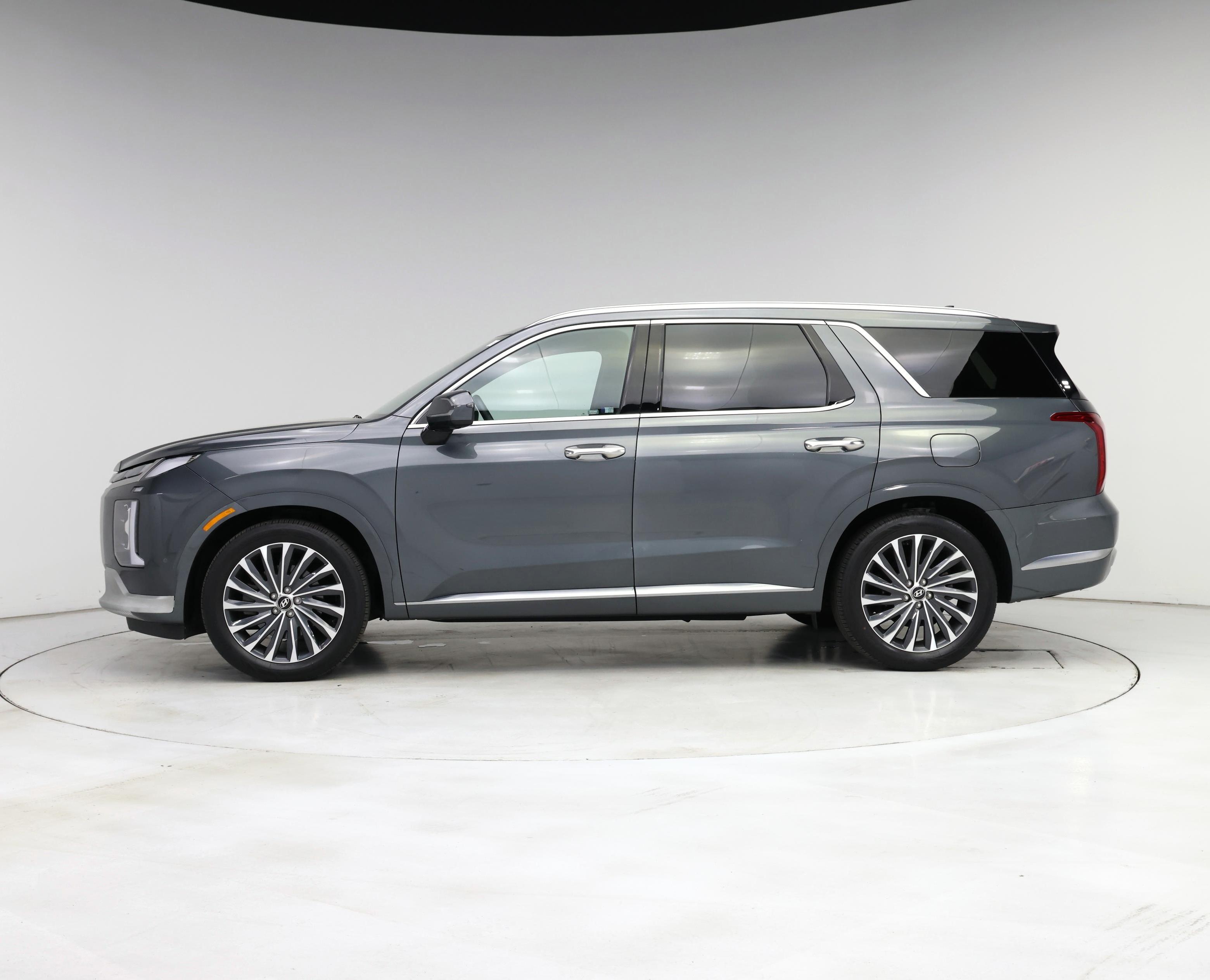 Thumbnail: 2023 Hyundai Palisade - 3