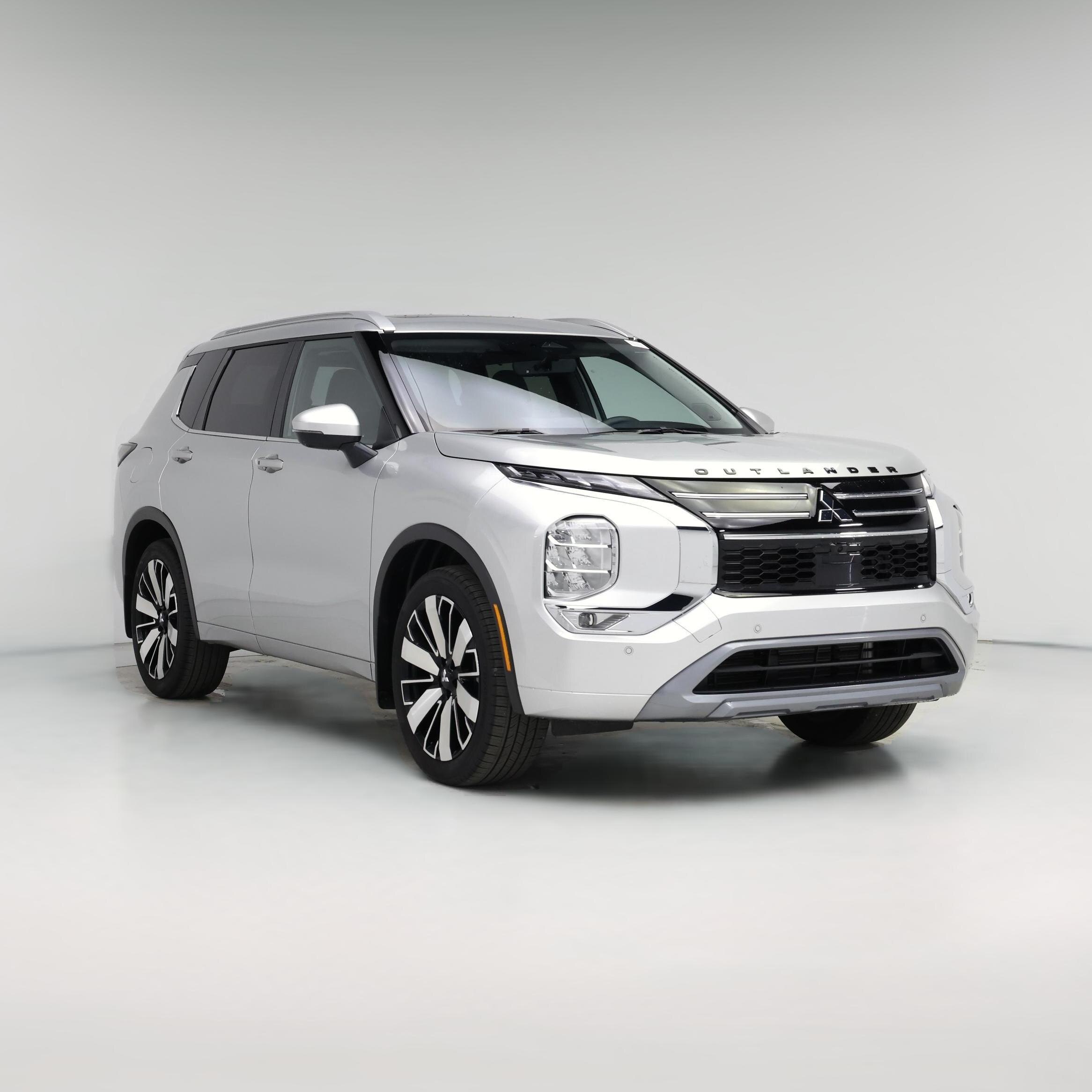Thumbnail: 2025 Mitsubishi Outlander - 1