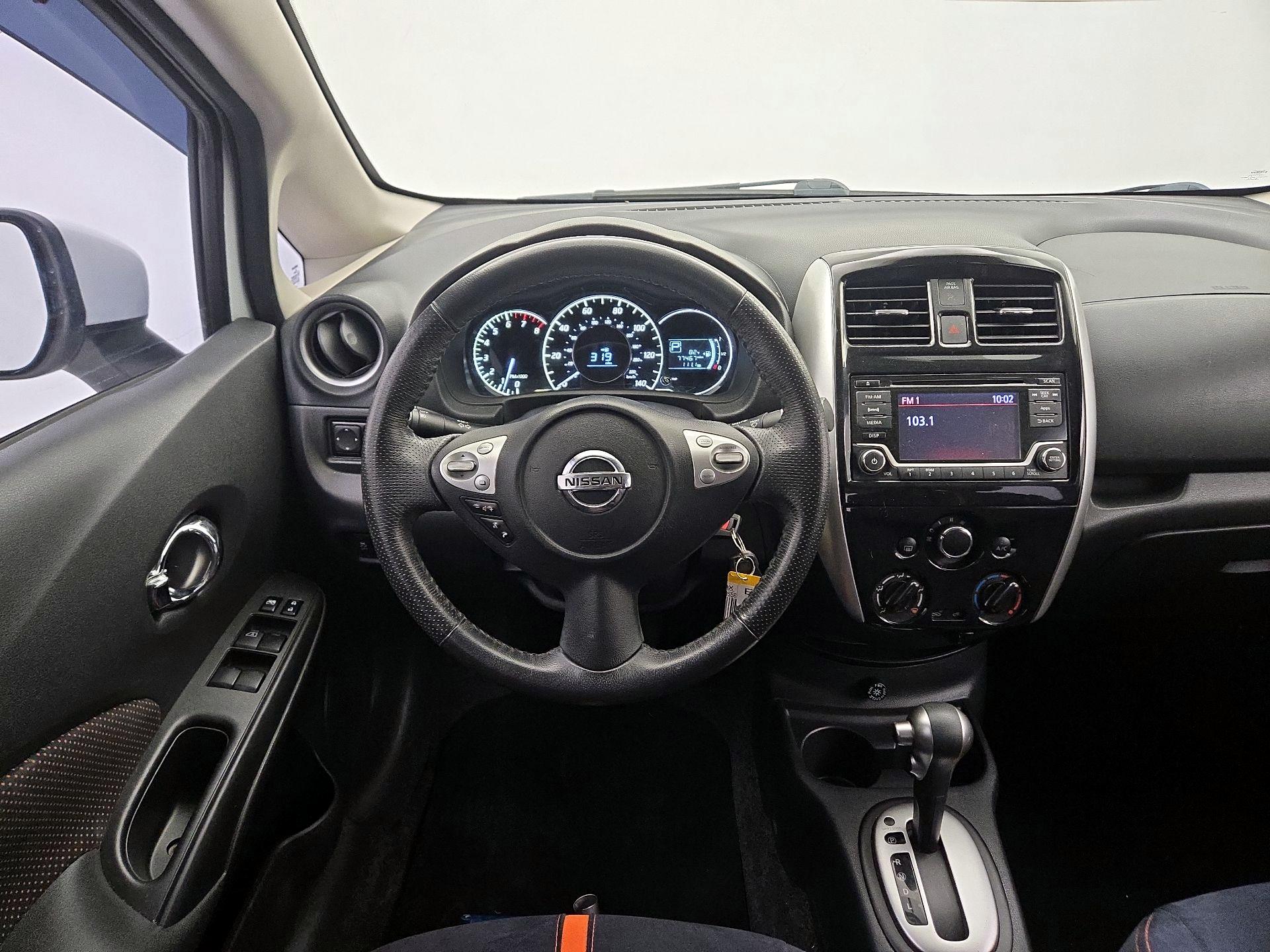 Thumbnail: 2015 Nissan Versa Note - 10