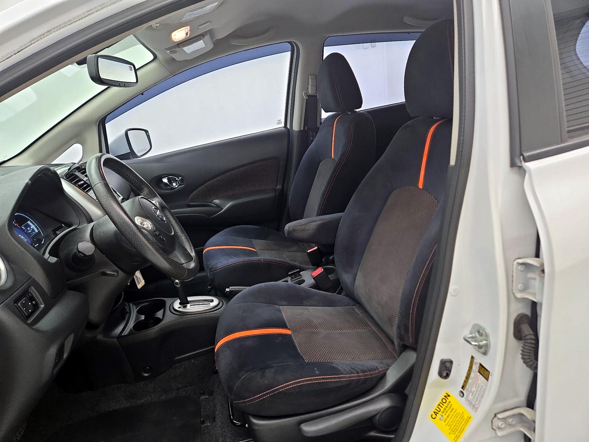 Thumbnail: 2015 Nissan Versa Note - 11