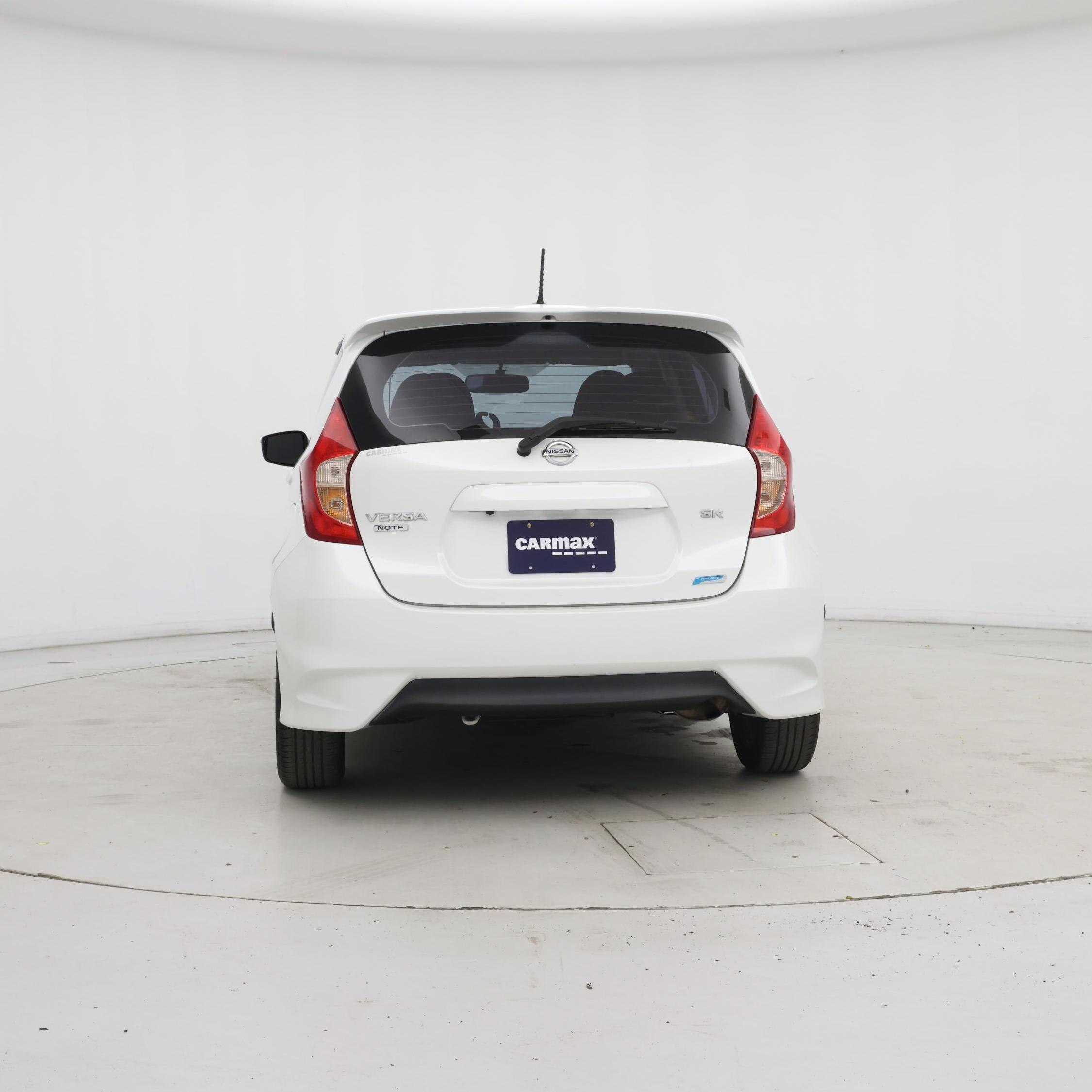 Thumbnail: 2015 Nissan Versa Note - 6