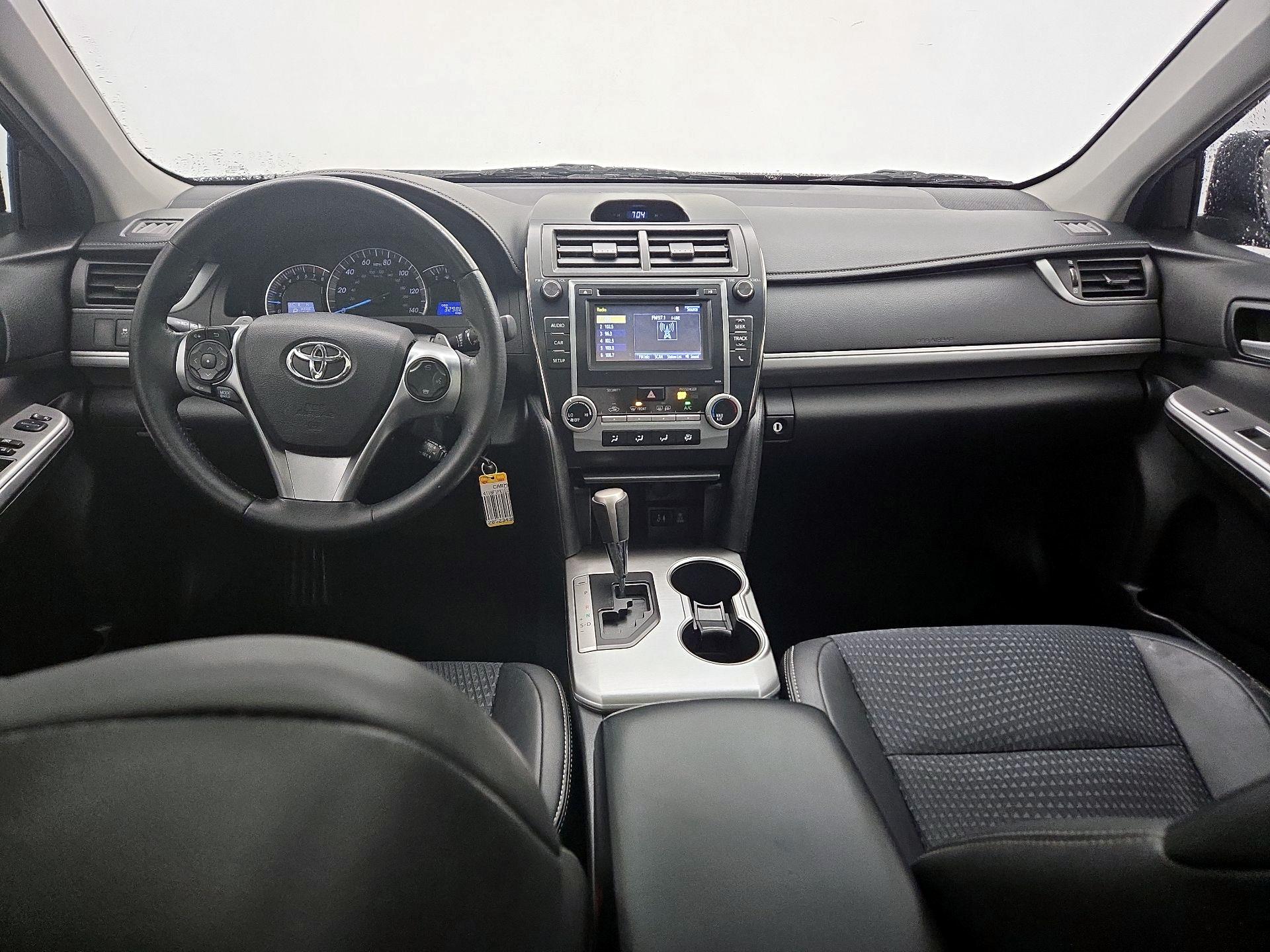 Thumbnail: 2014 Toyota Camry - 9