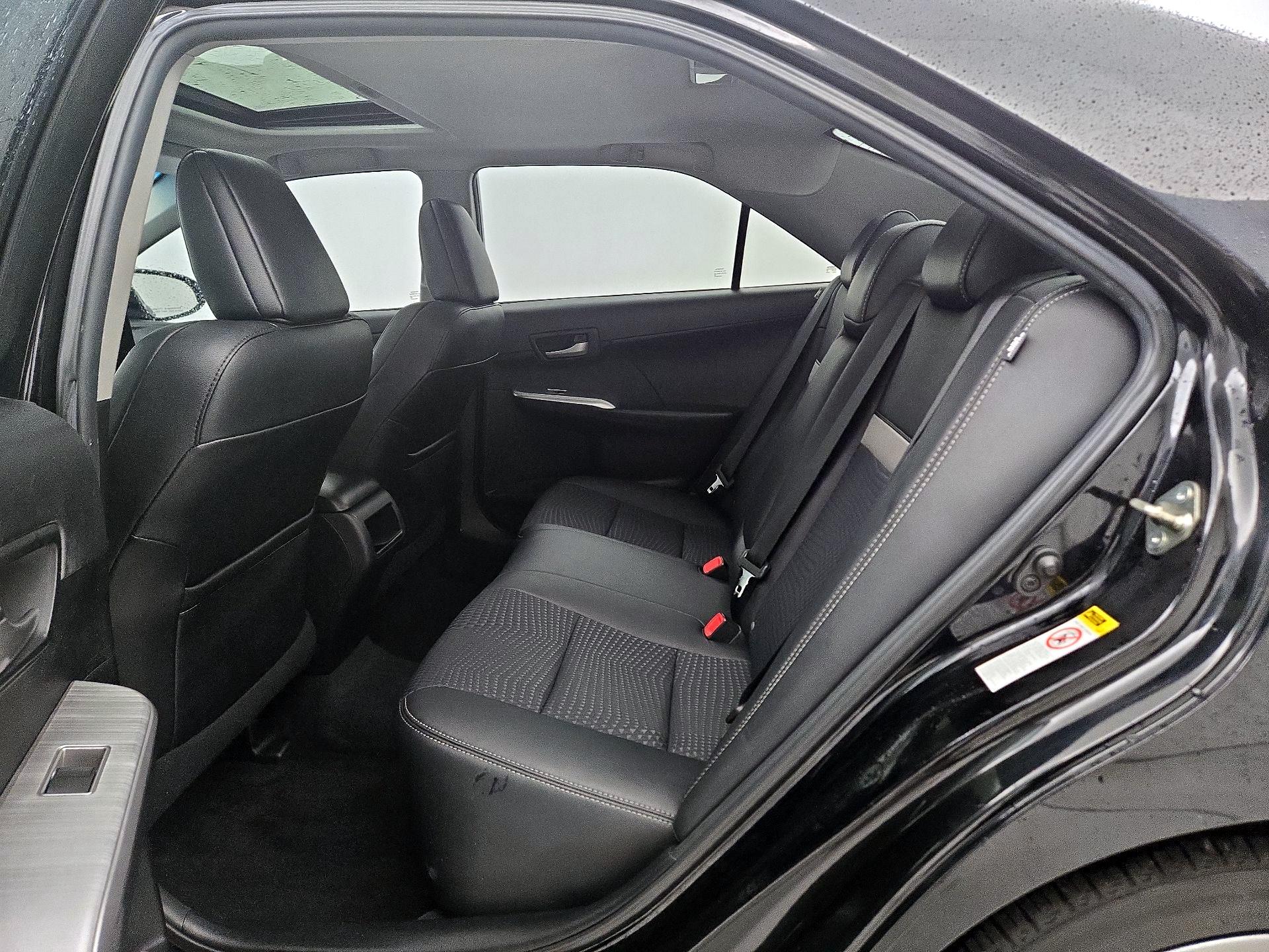 Thumbnail: 2014 Toyota Camry - 20