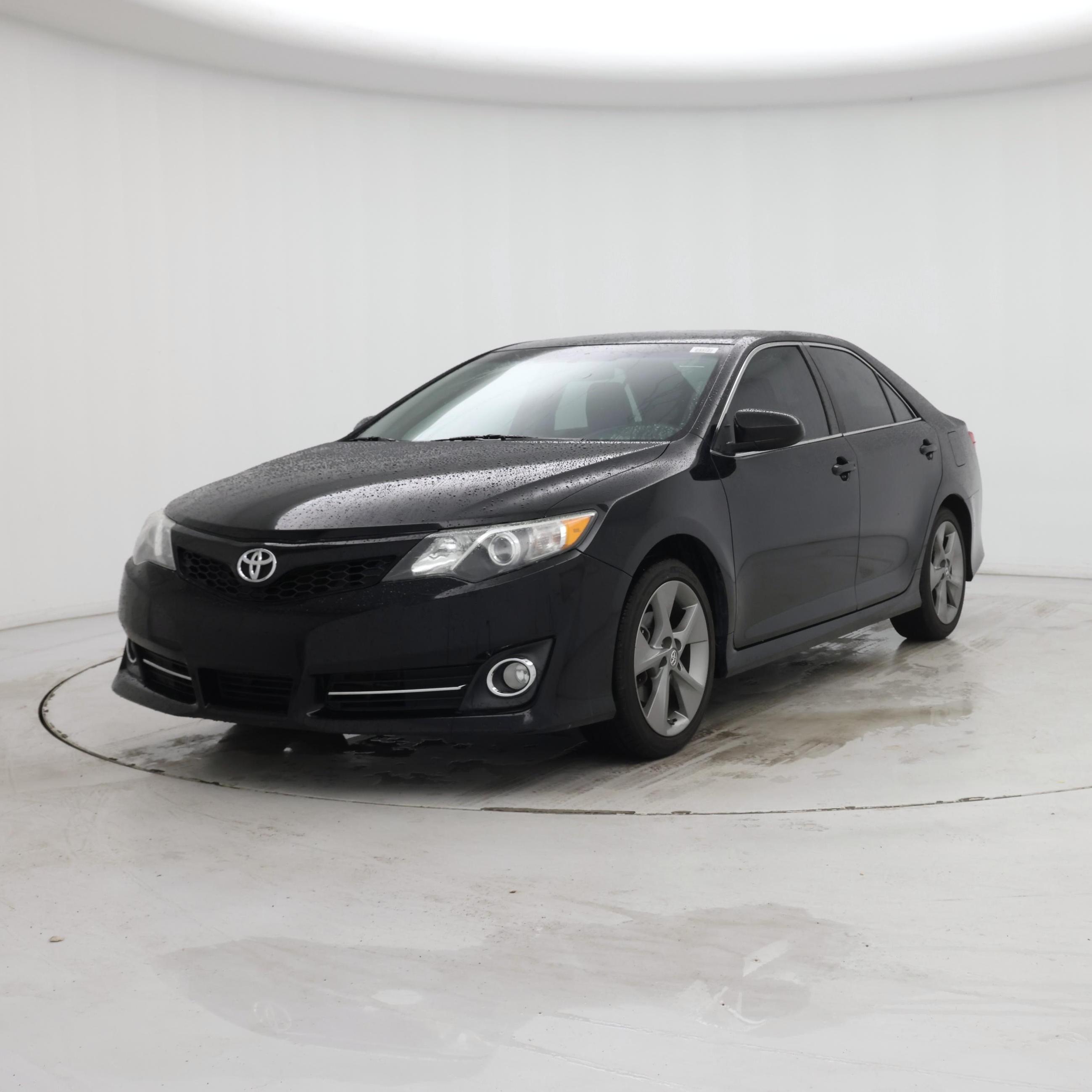 Thumbnail: 2014 Toyota Camry - 4