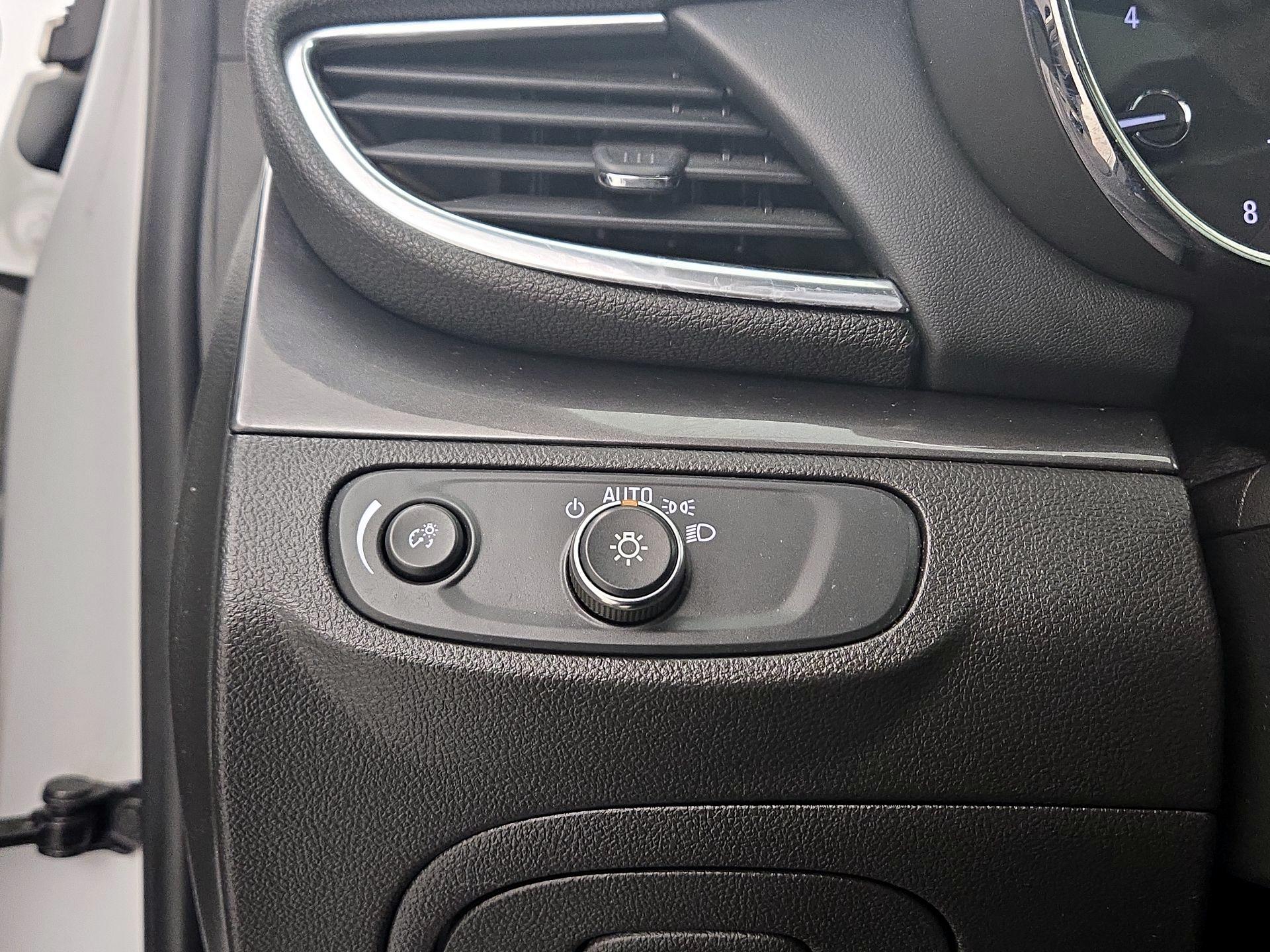 Thumbnail: 2019 Buick Encore - 13