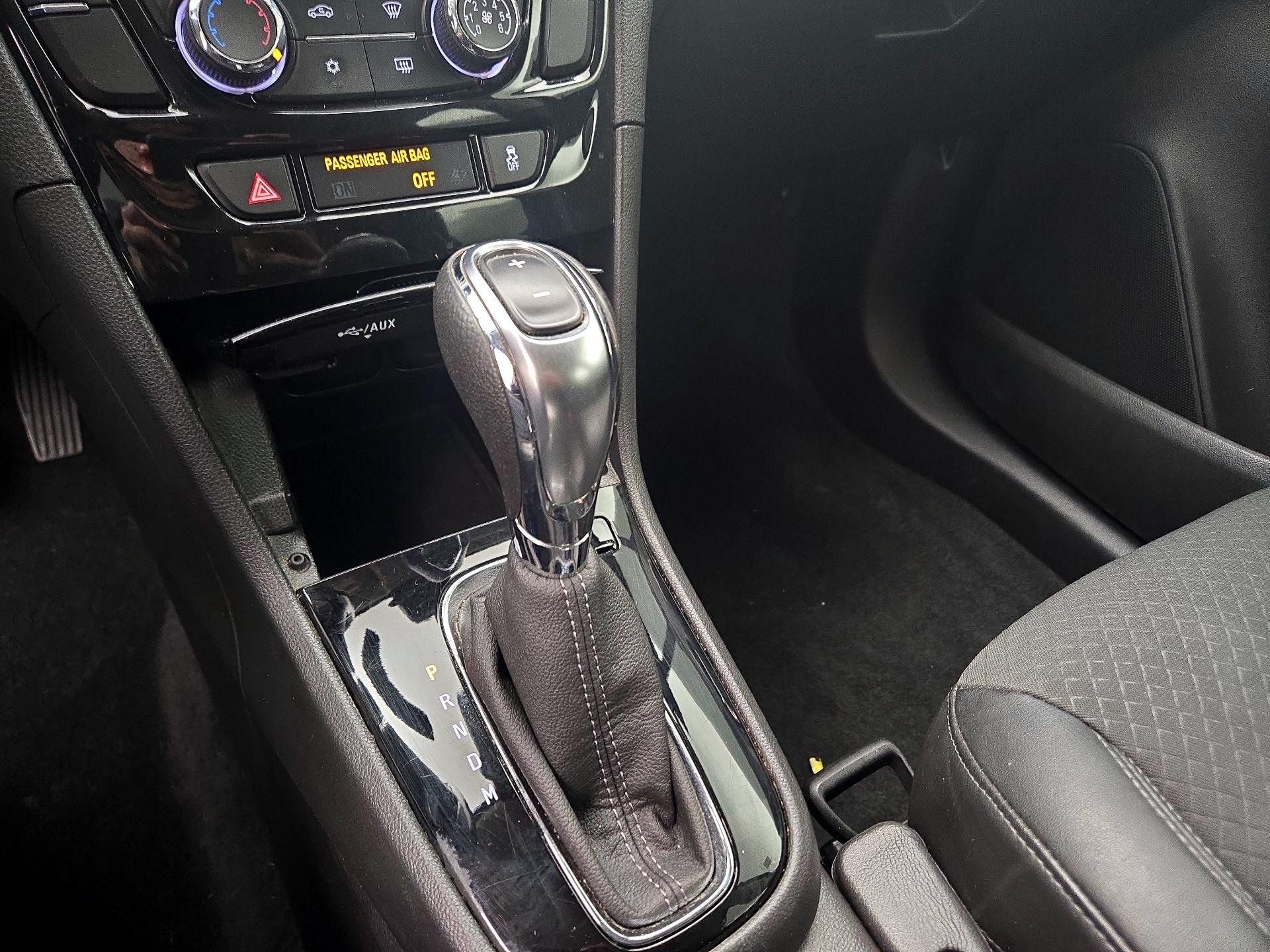 Thumbnail: 2019 Buick Encore - 17