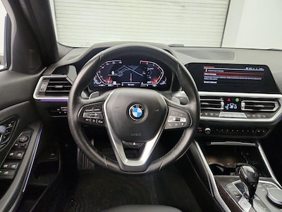 Steering Wheel & Instrument Cluster (On)
