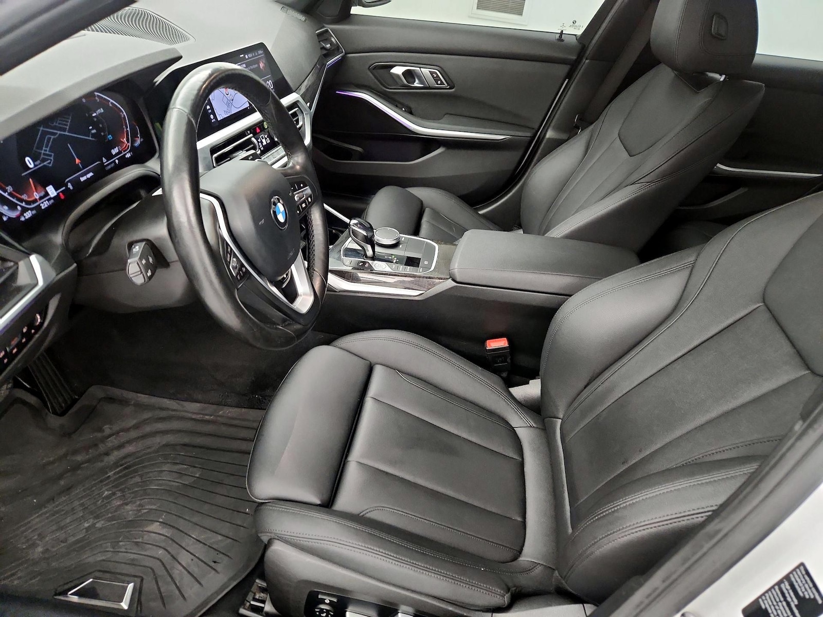 2021 BMW 3 Series 330i - Photo 12