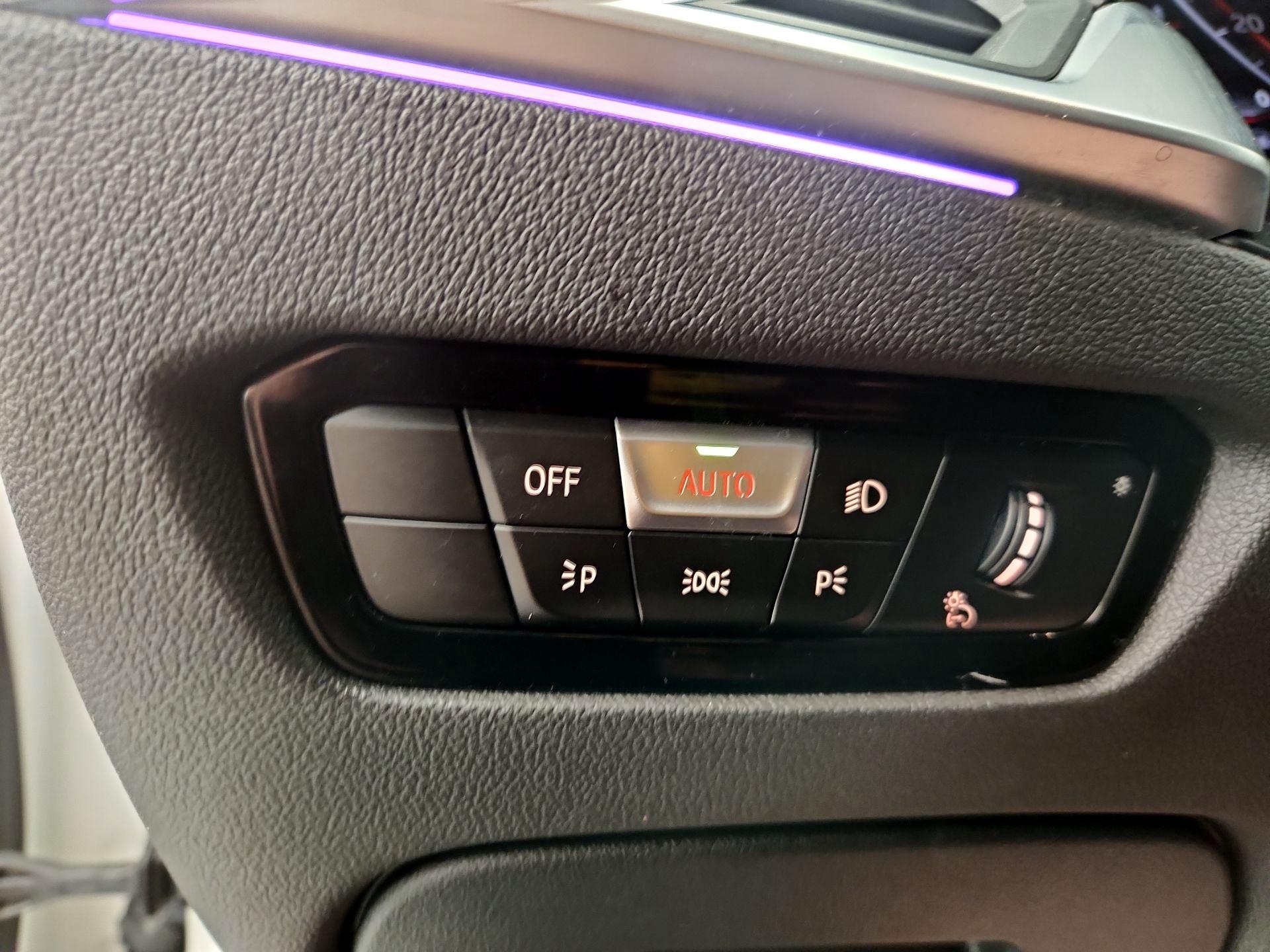 Thumbnail: 2021 BMW 3 Series - 13