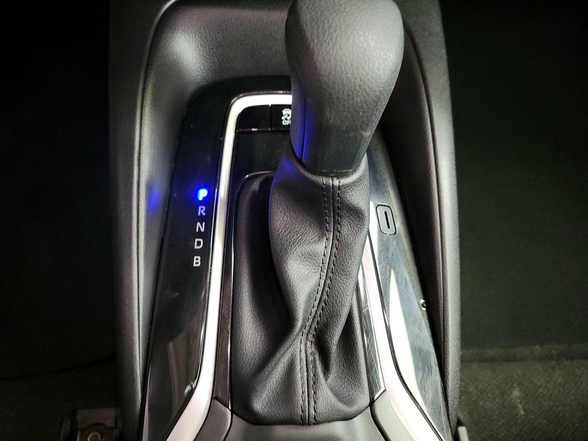 Thumbnail: 2025 Toyota Corolla - 17