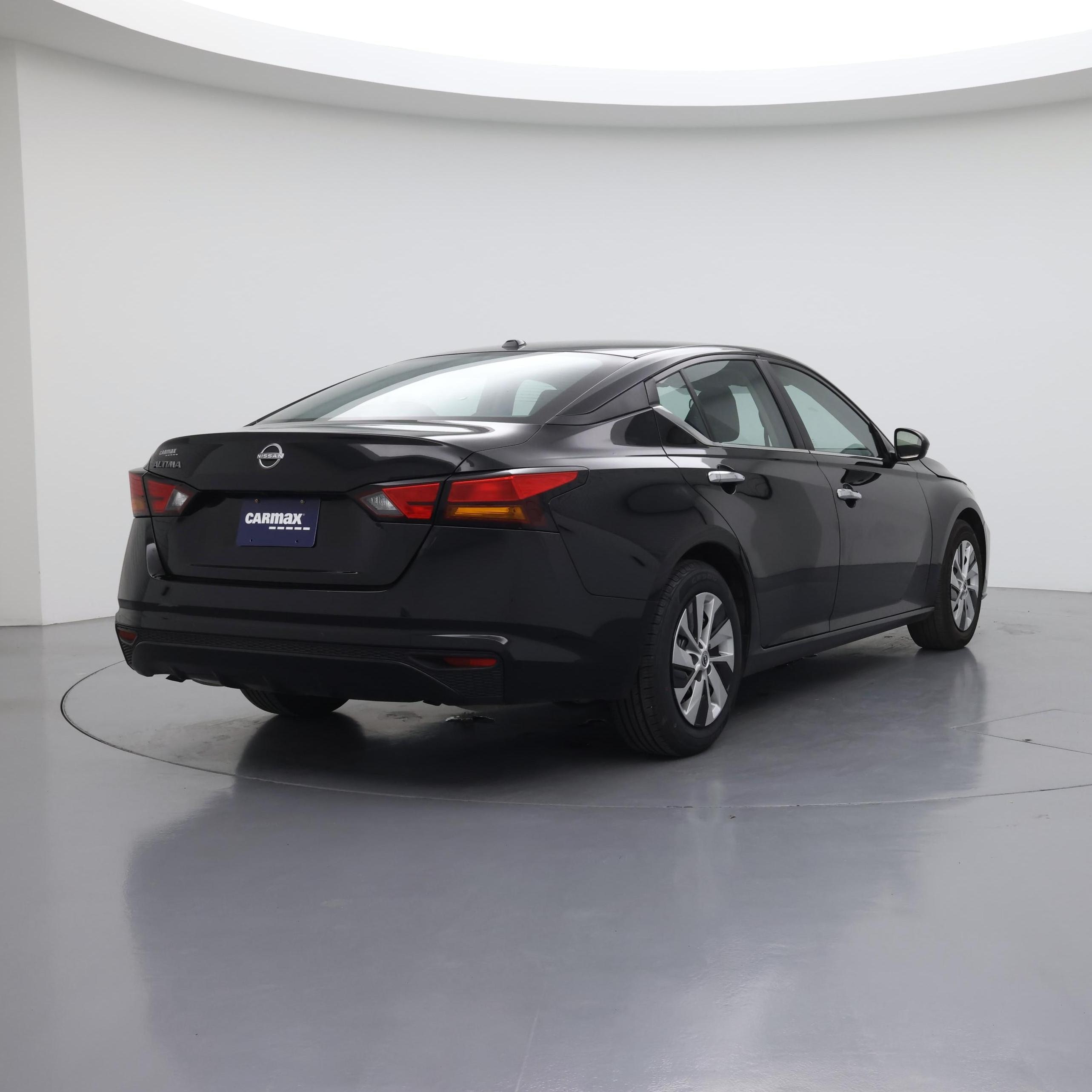 Thumbnail: 2025 Nissan Altima - 8