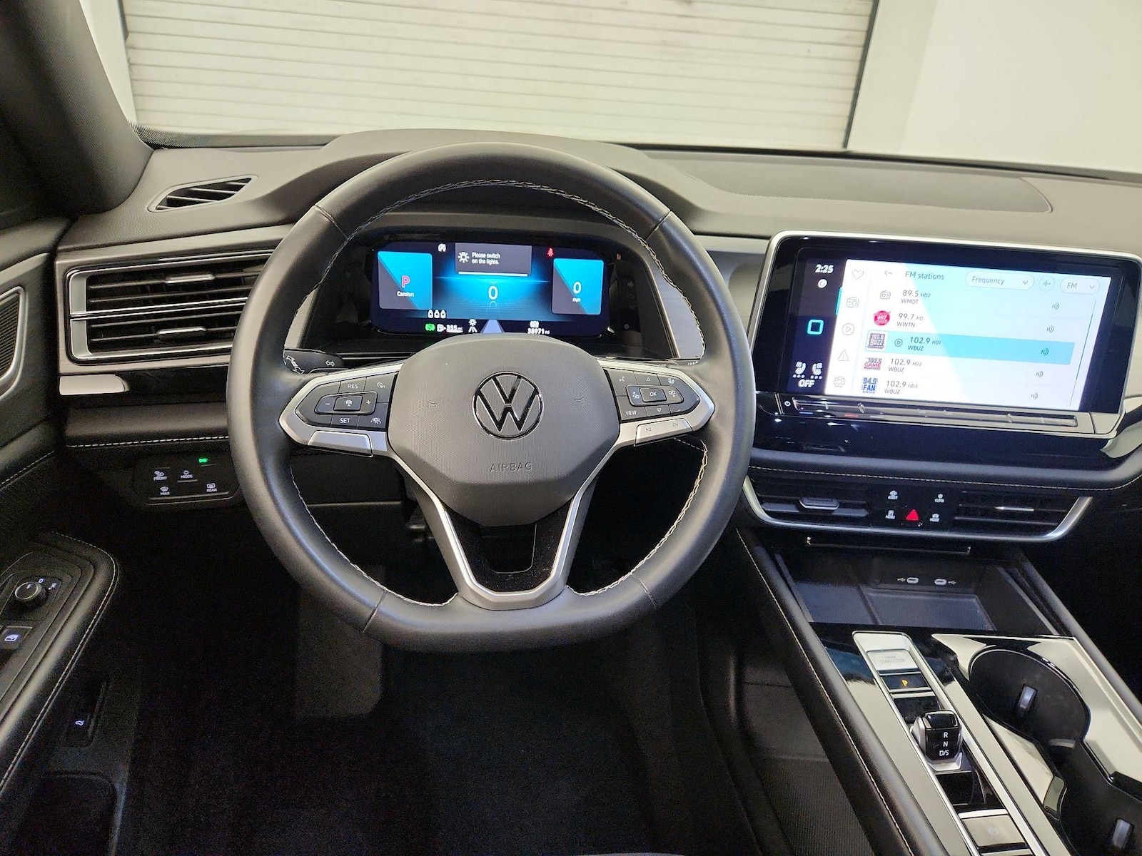 2024 Volkswagen Atlas Cross Sport SE w/Tech - Photo 11