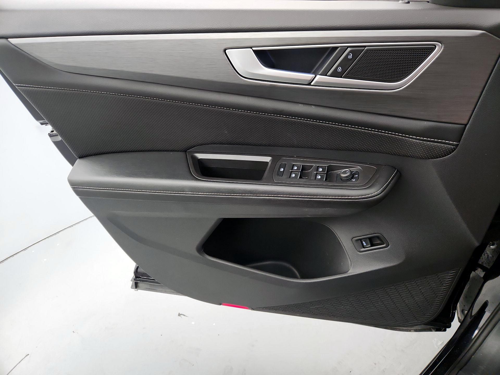 Thumbnail: 2024 Volkswagen Atlas - 12