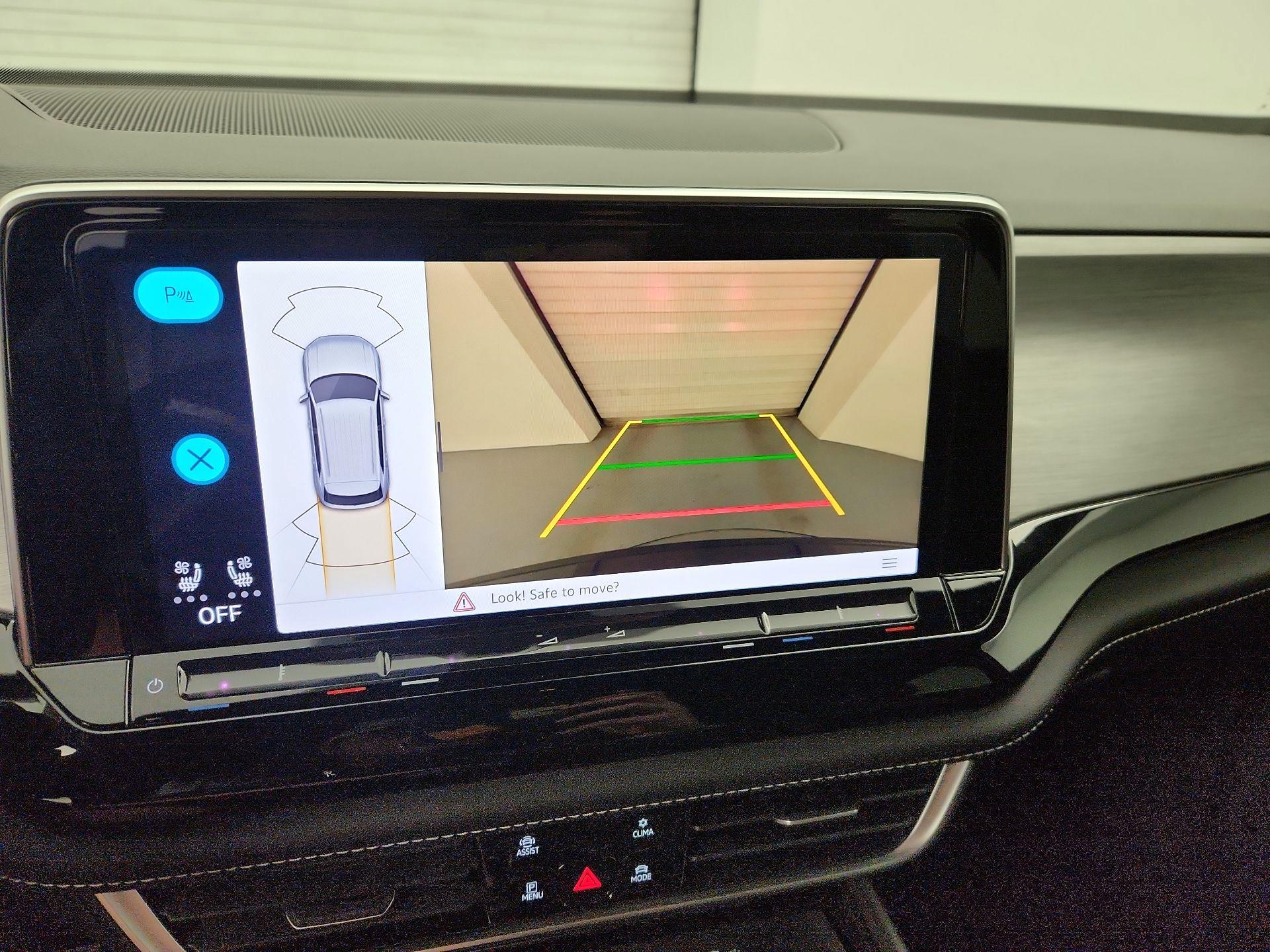 Thumbnail: 2024 Volkswagen Atlas - 14