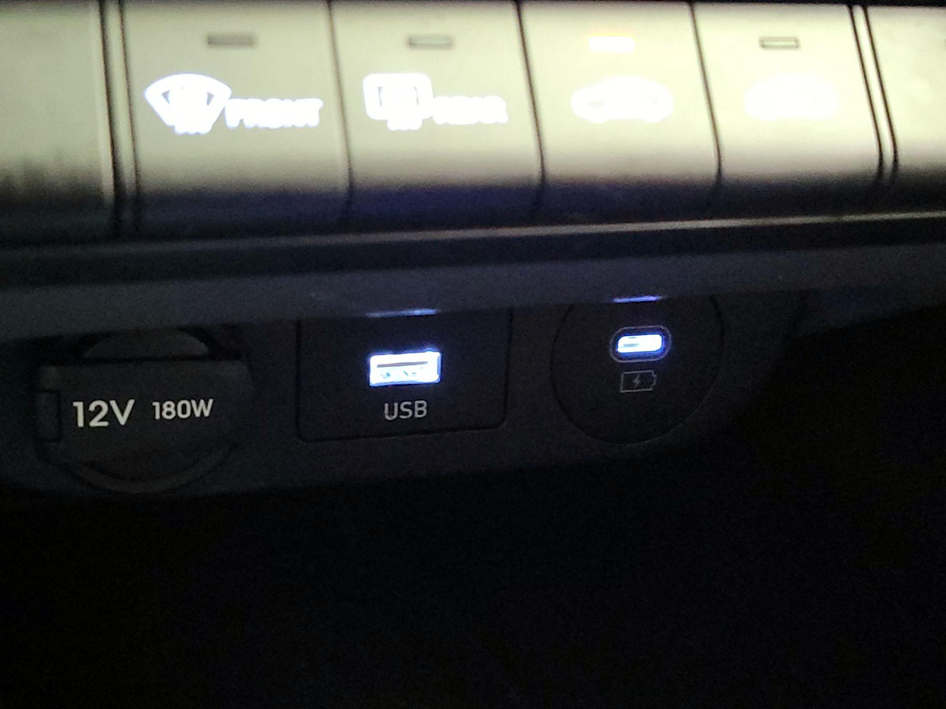 Thumbnail: 2025 Hyundai Elantra - 19