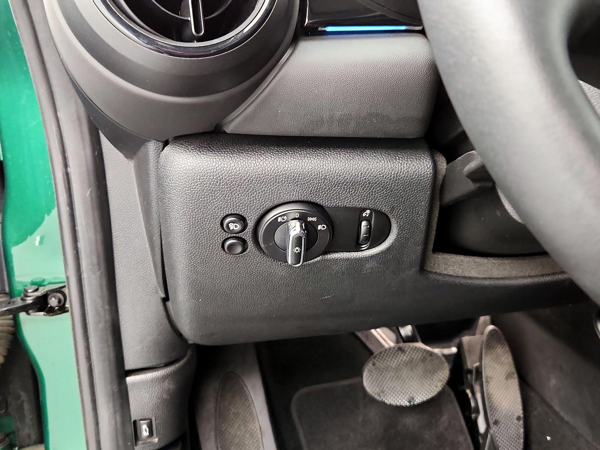 Thumbnail: 2023 MINI Cooper Hardtop - 13