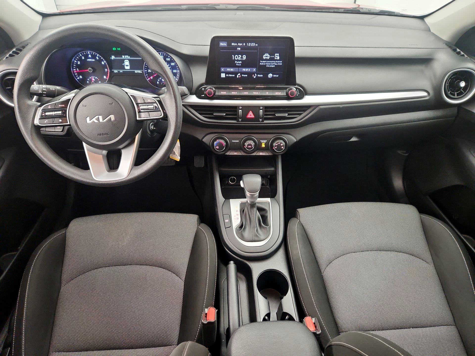 Thumbnail: 2024 Kia Forte - 9