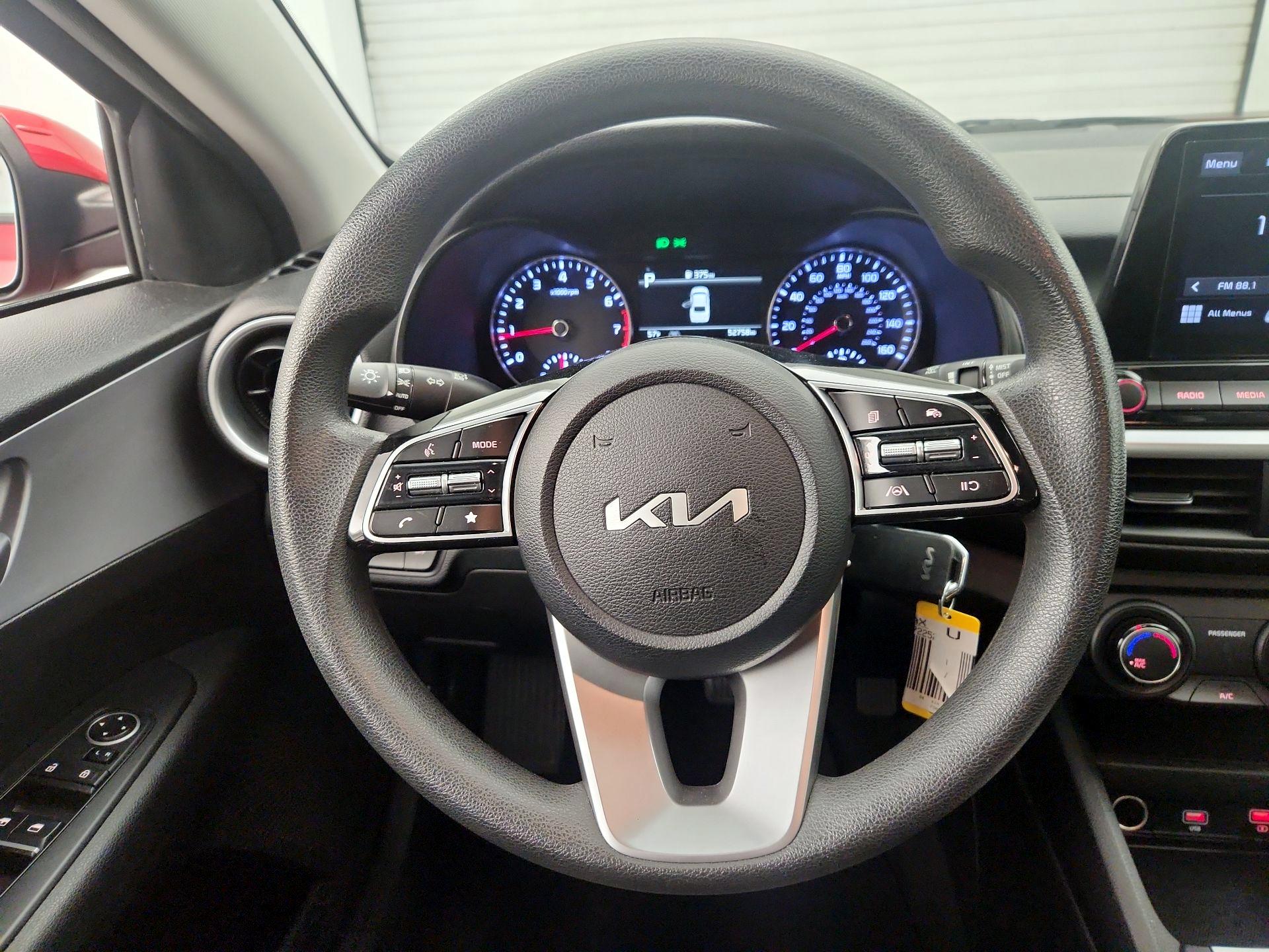 Thumbnail: 2024 Kia Forte - 10