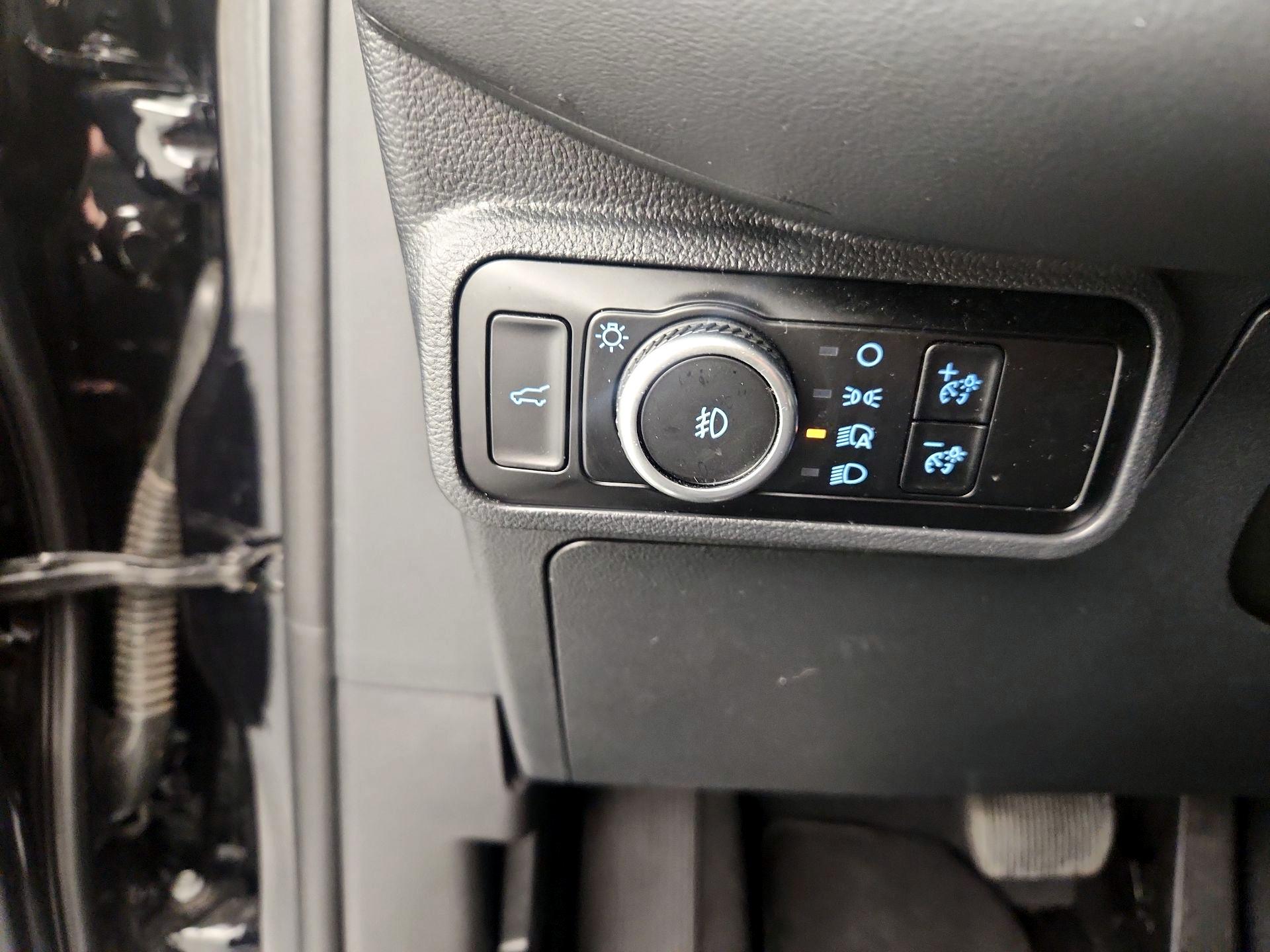 Thumbnail: 2025 Ford Explorer - 13