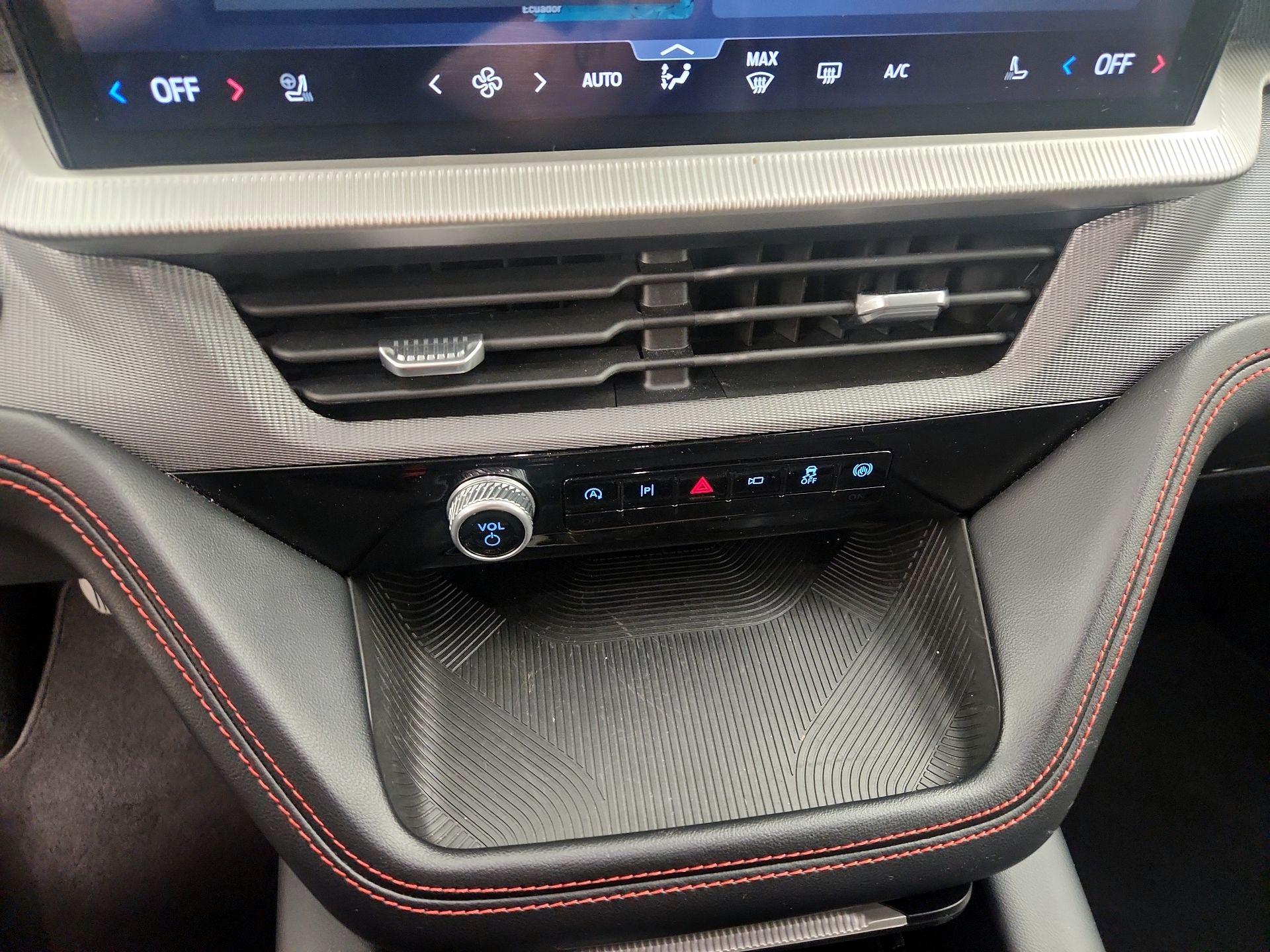 Thumbnail: 2025 Ford Explorer - 17