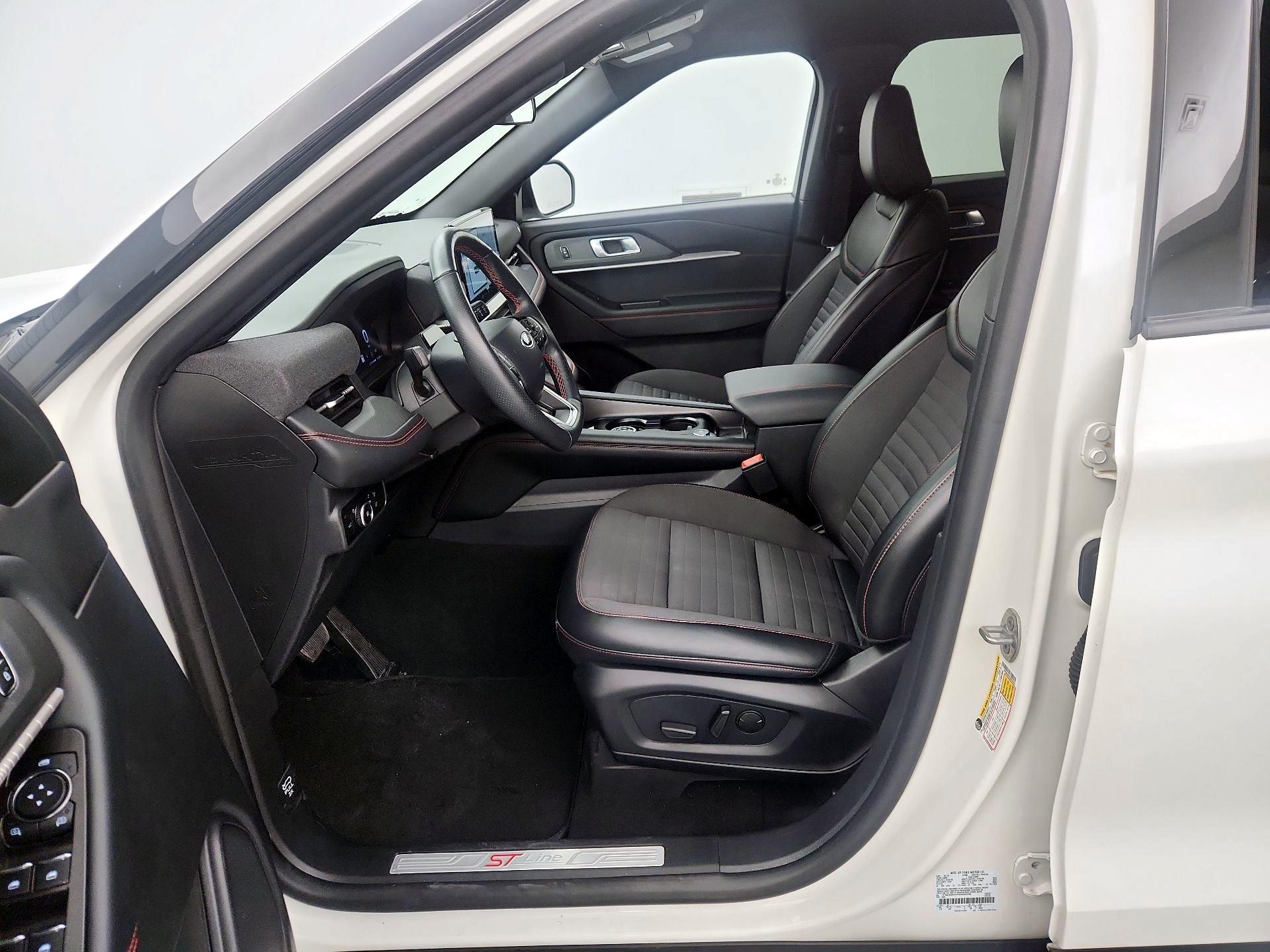 Thumbnail: 2025 Ford Explorer - 11