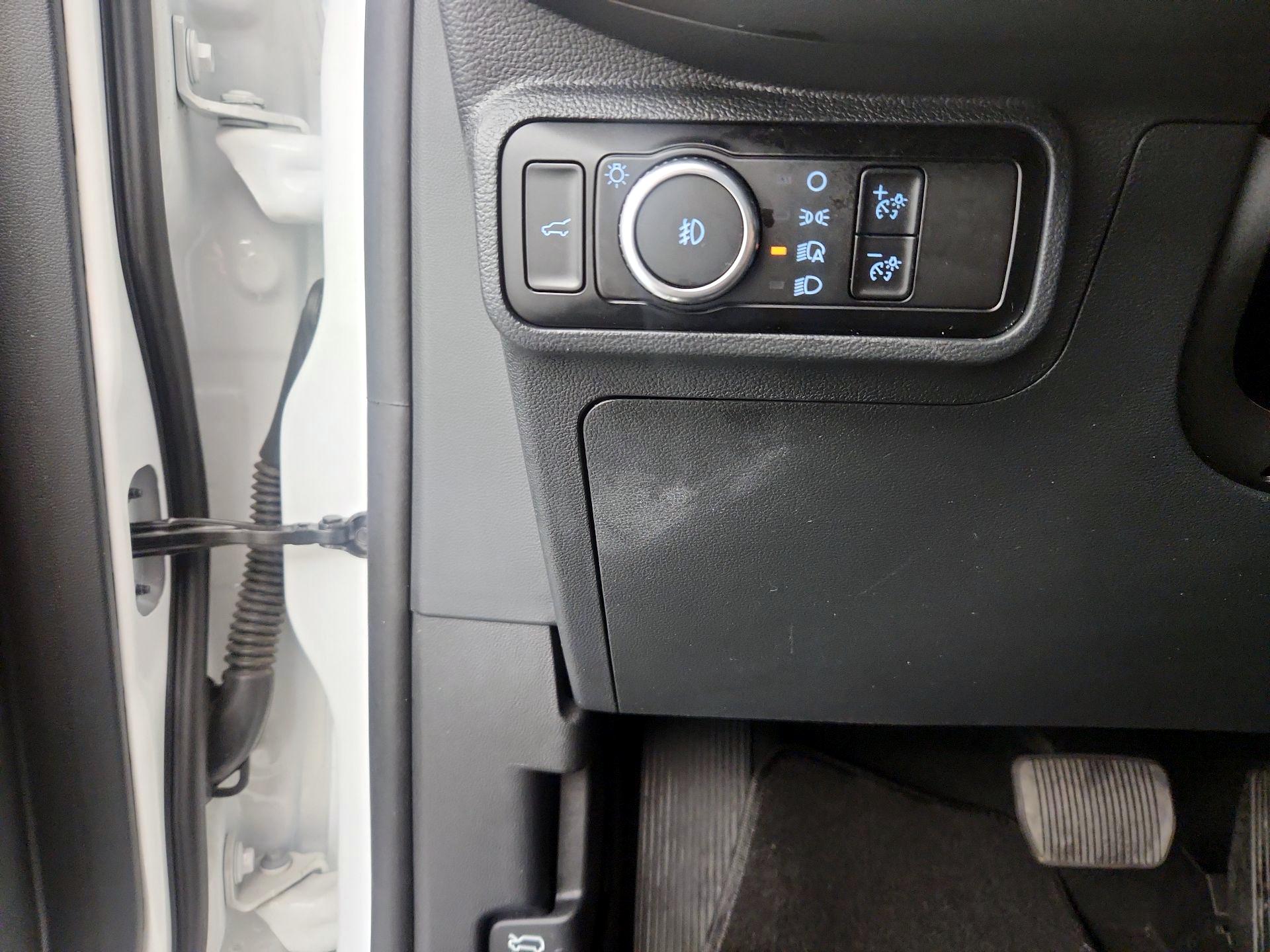 Thumbnail: 2025 Ford Explorer - 13