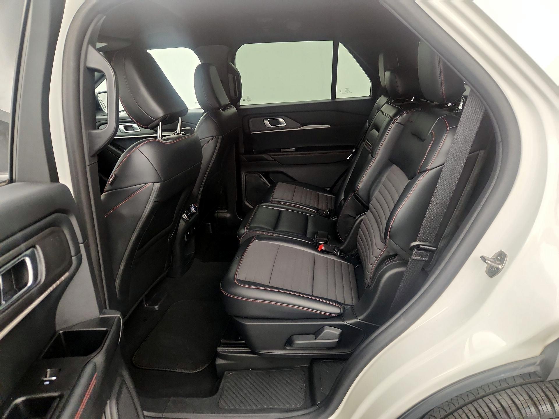 Thumbnail: 2025 Ford Explorer - 20