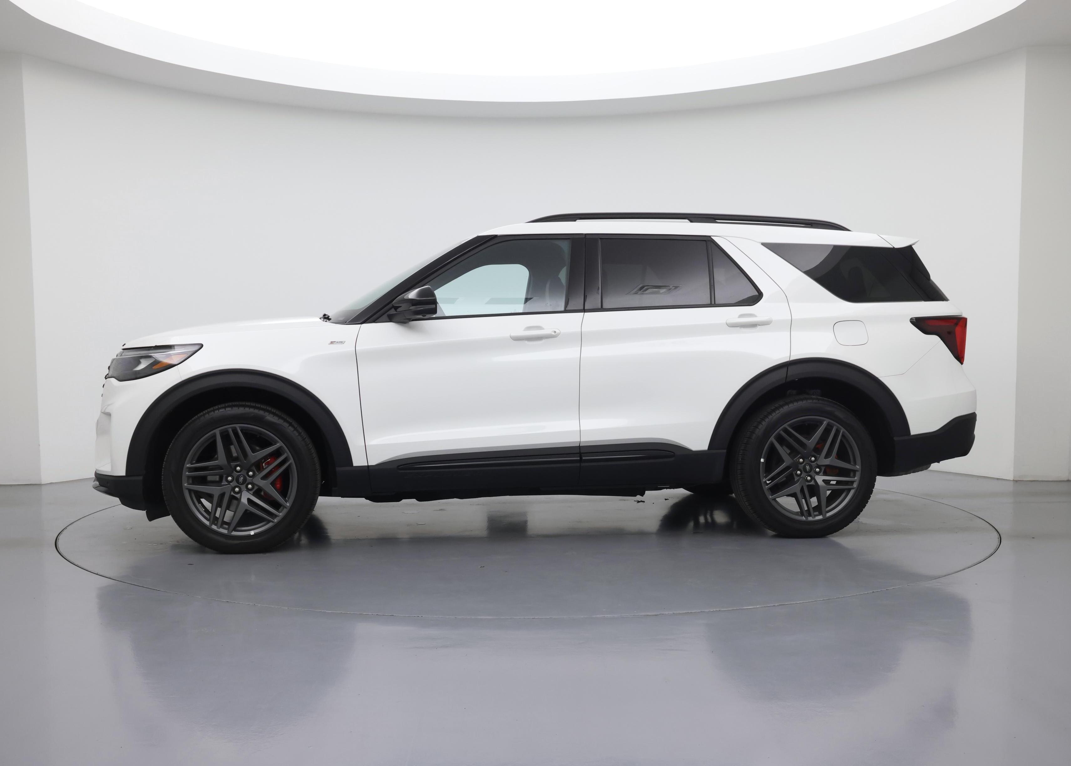 Thumbnail: 2025 Ford Explorer - 3