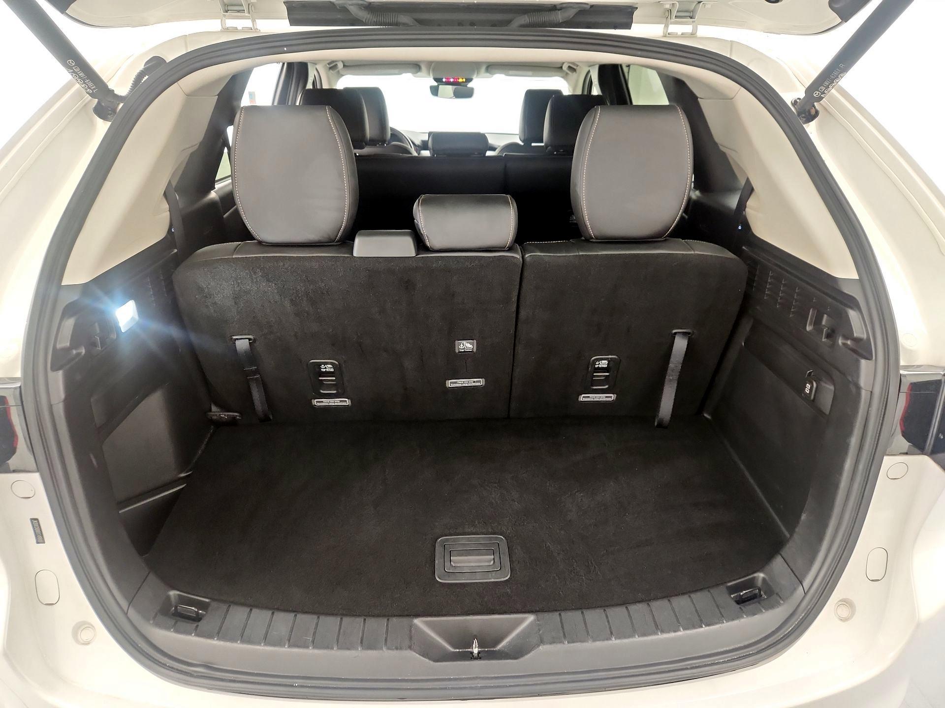 Thumbnail: 2024 Mazda CX-90 - 20