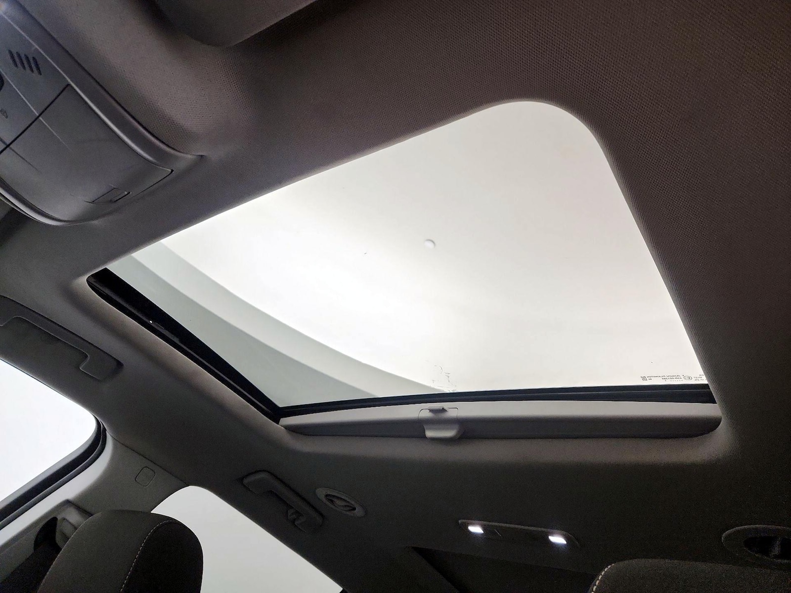 2021 GMC Acadia SLE - Photo 20