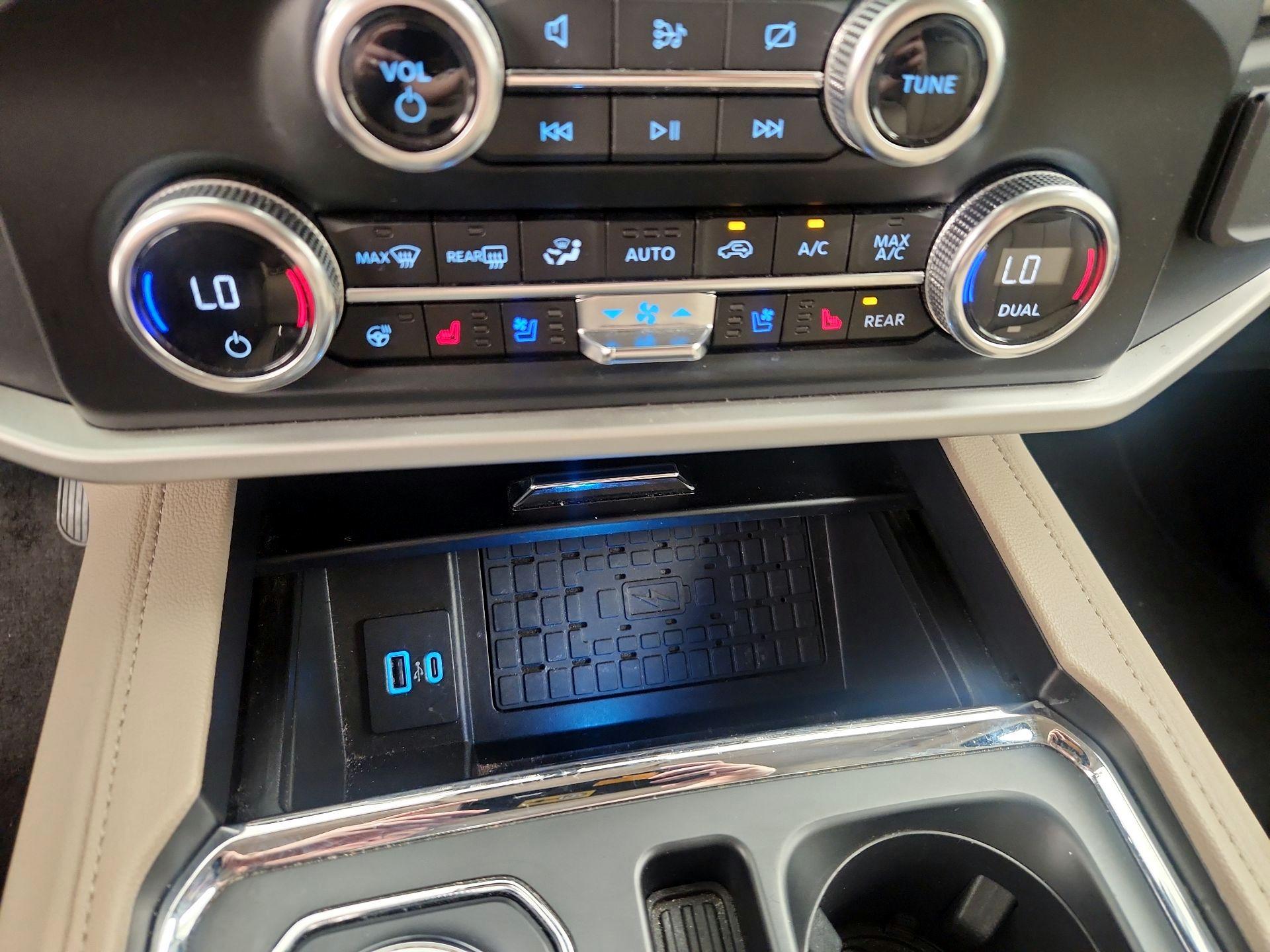 Thumbnail: 2024 Ford Expedition MAX - 17