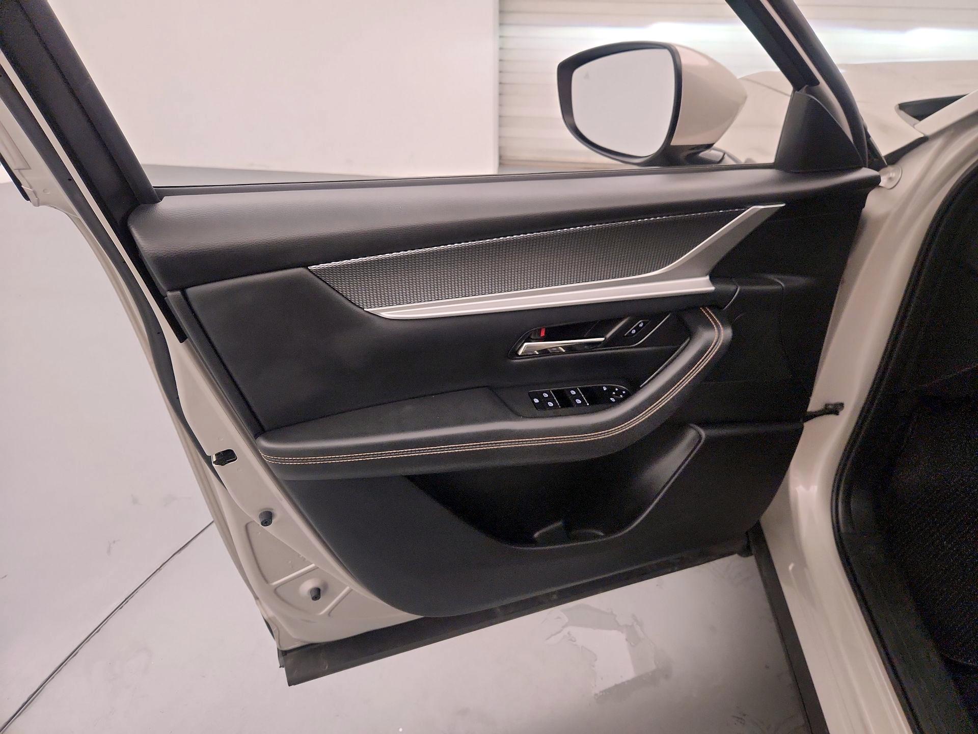 Thumbnail: 2024 Mazda CX-90 - 12