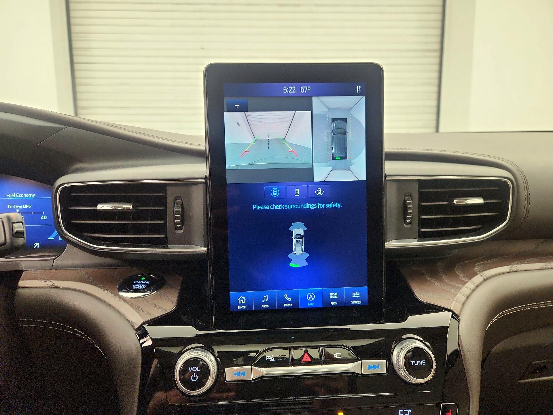 Thumbnail: 2021 Ford Explorer - 15