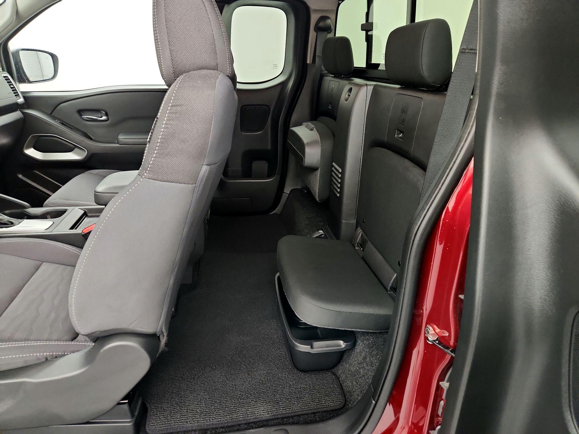 Thumbnail: 2024 Nissan Frontier - 19