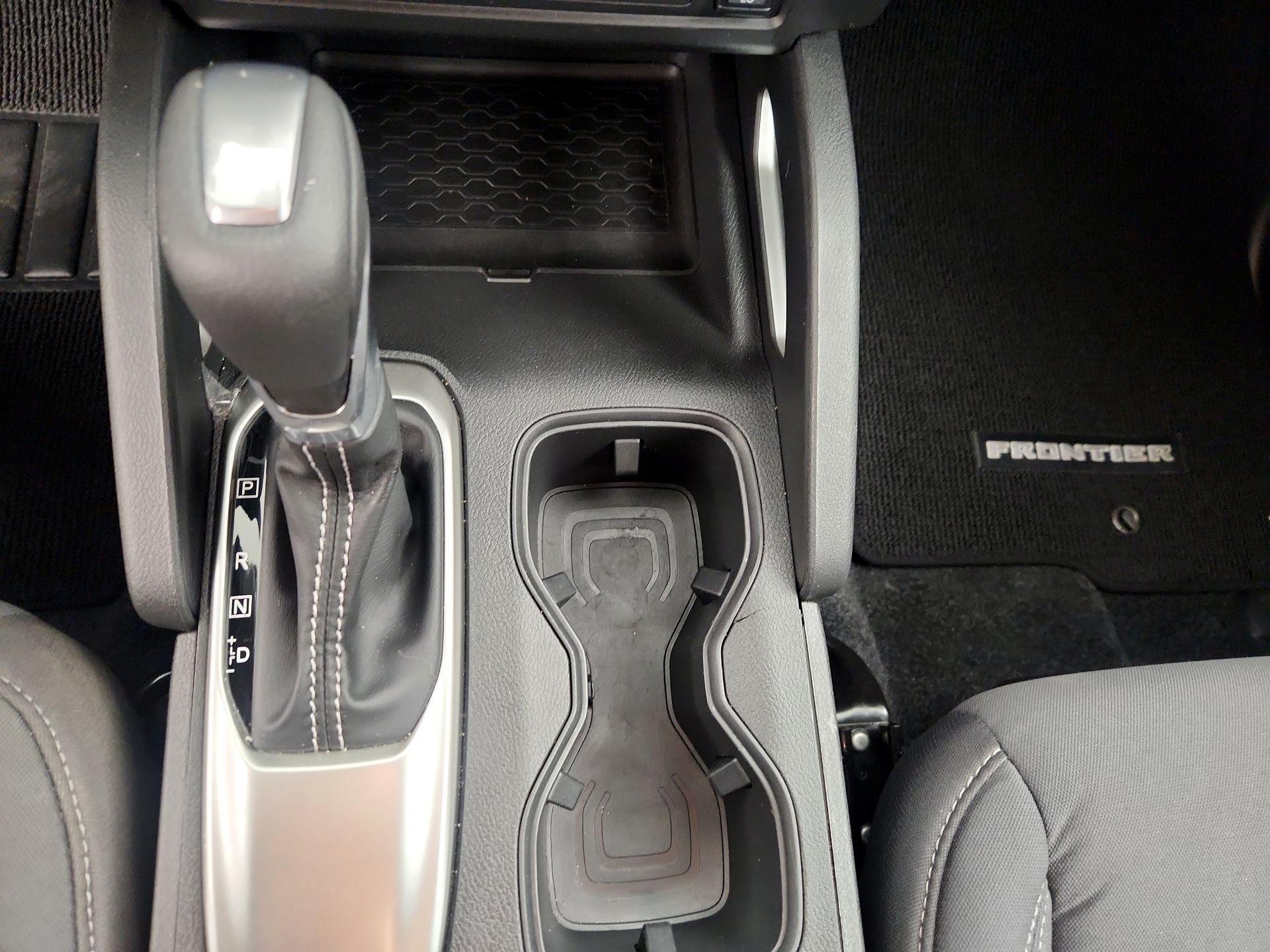 Thumbnail: 2024 Nissan Frontier - 17