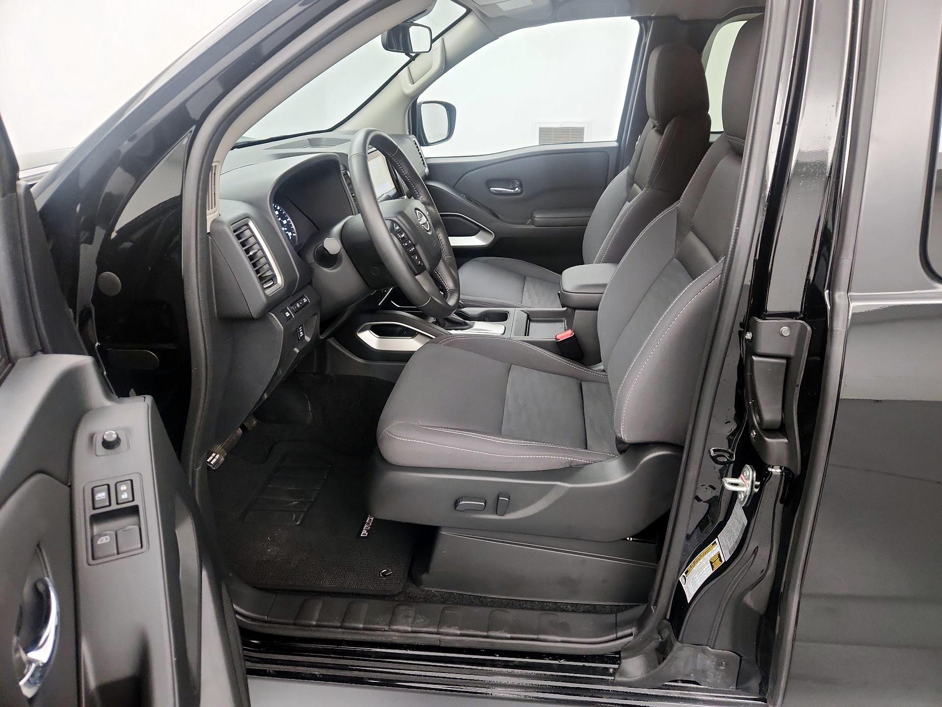 Thumbnail: 2024 Nissan Frontier - 11