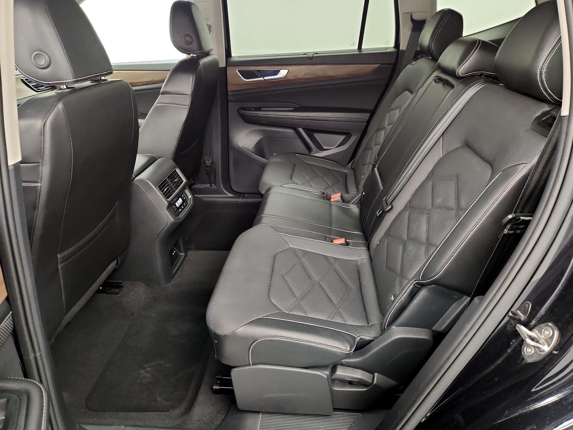 Thumbnail: 2024 Volkswagen Atlas - 19