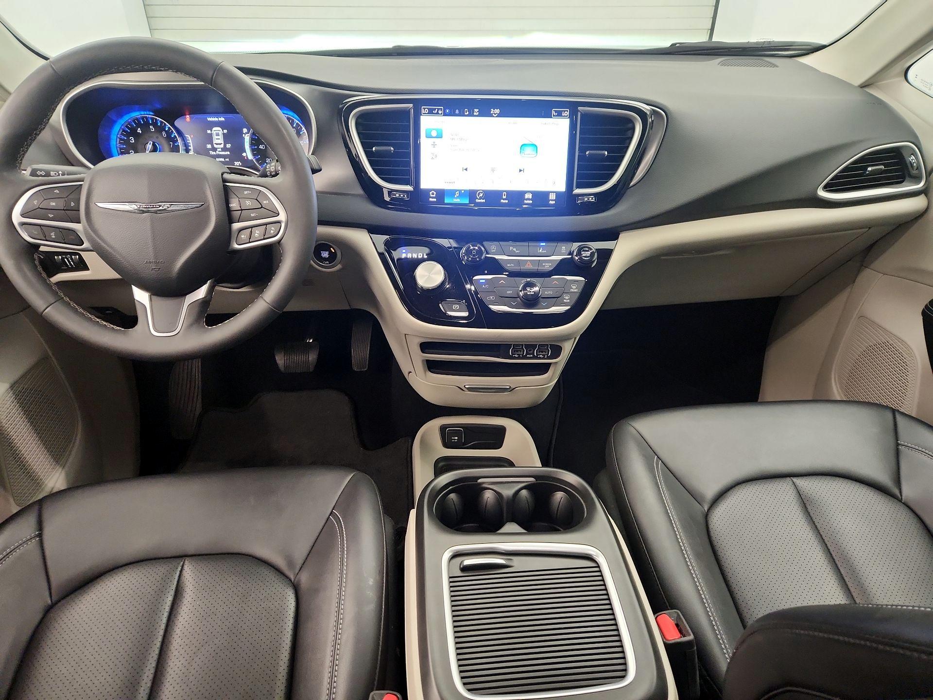 Thumbnail: 2024 Chrysler Pacifica - 9