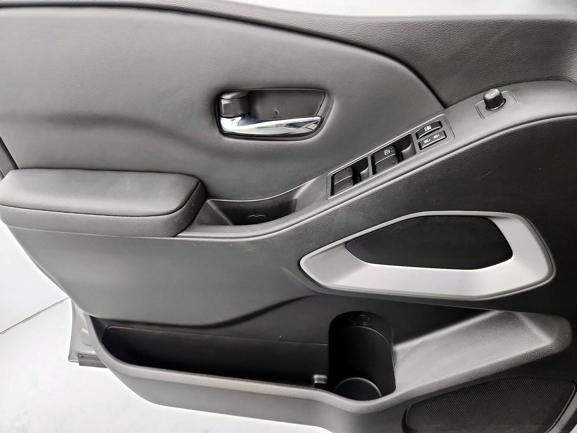 Thumbnail: 2024 Nissan Frontier - 12