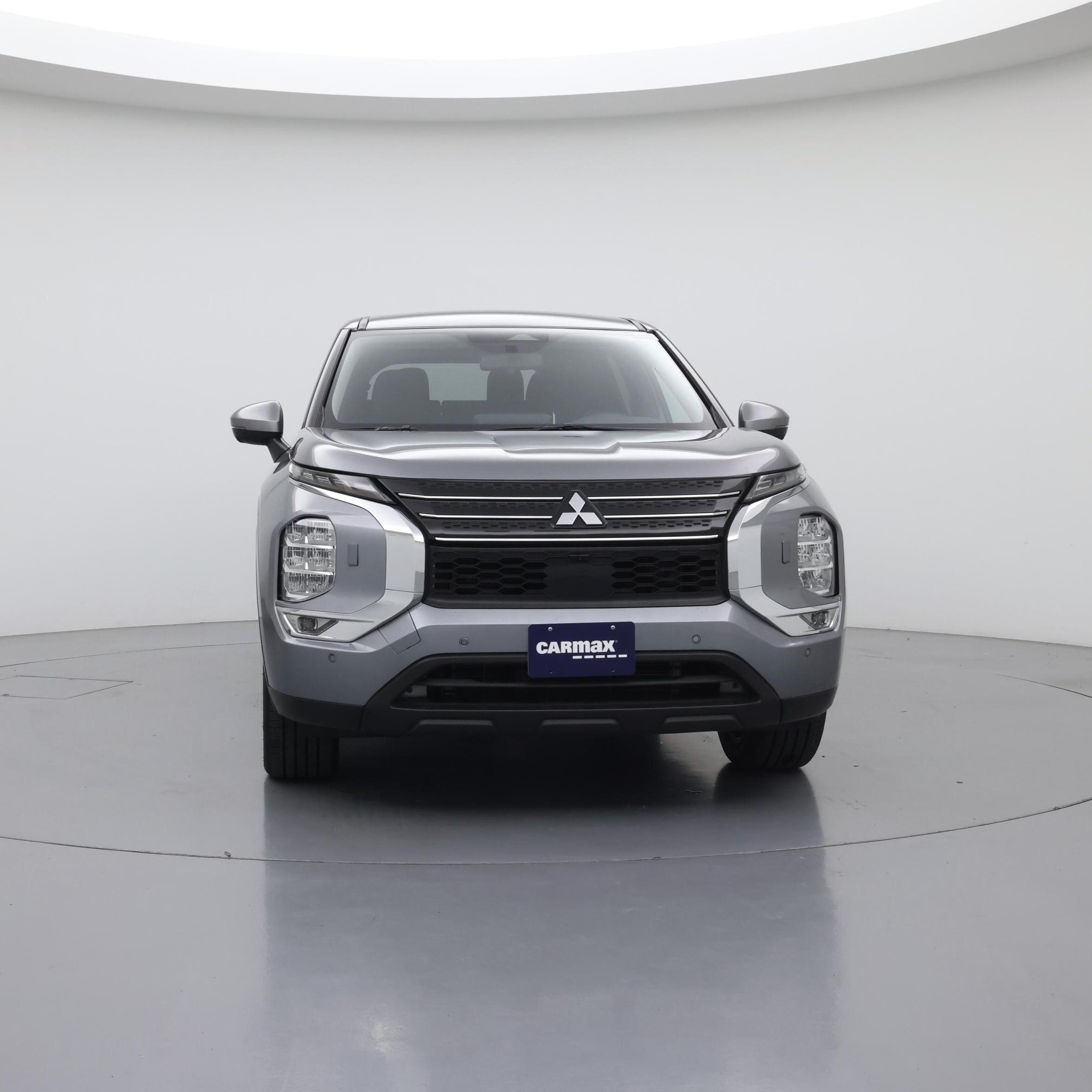 Thumbnail: 2024 Mitsubishi Outlander - 5